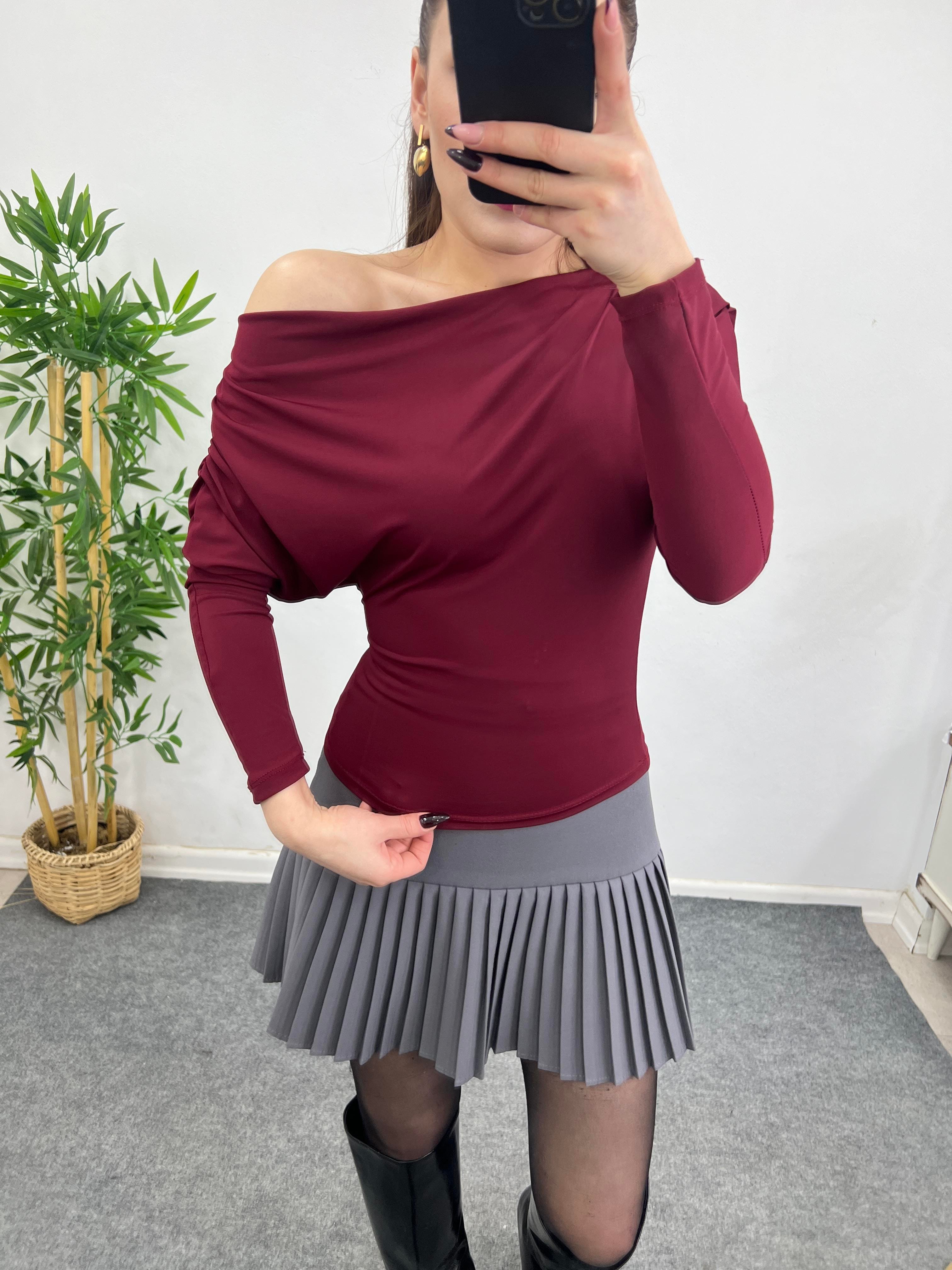 KAYIK YAKA DRAPELİ  LİKRALI TASARIM BLUZ Bordo