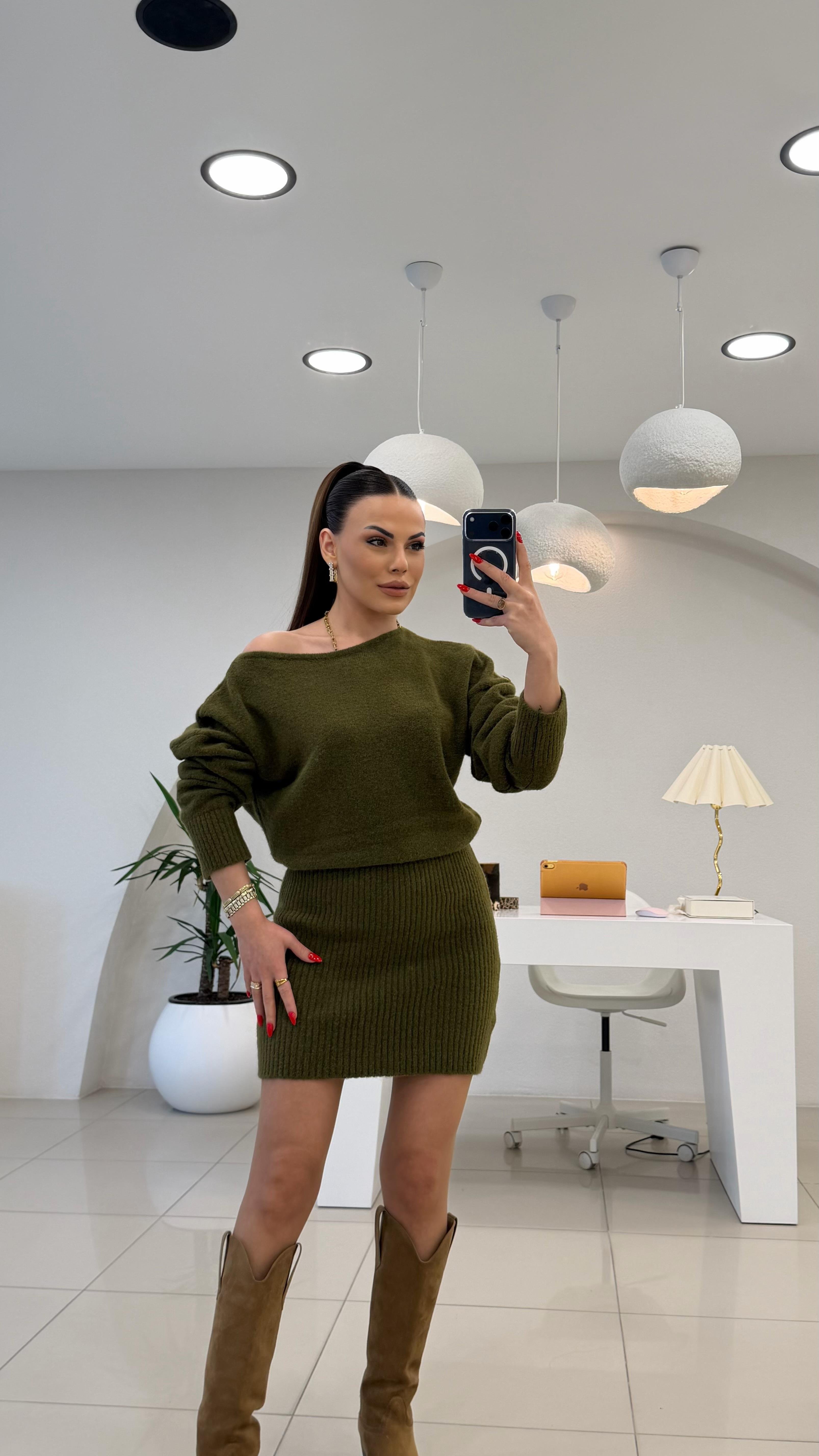 KAYIK YAKA TRİKO ELBİSE HAKİ YEŞİL 