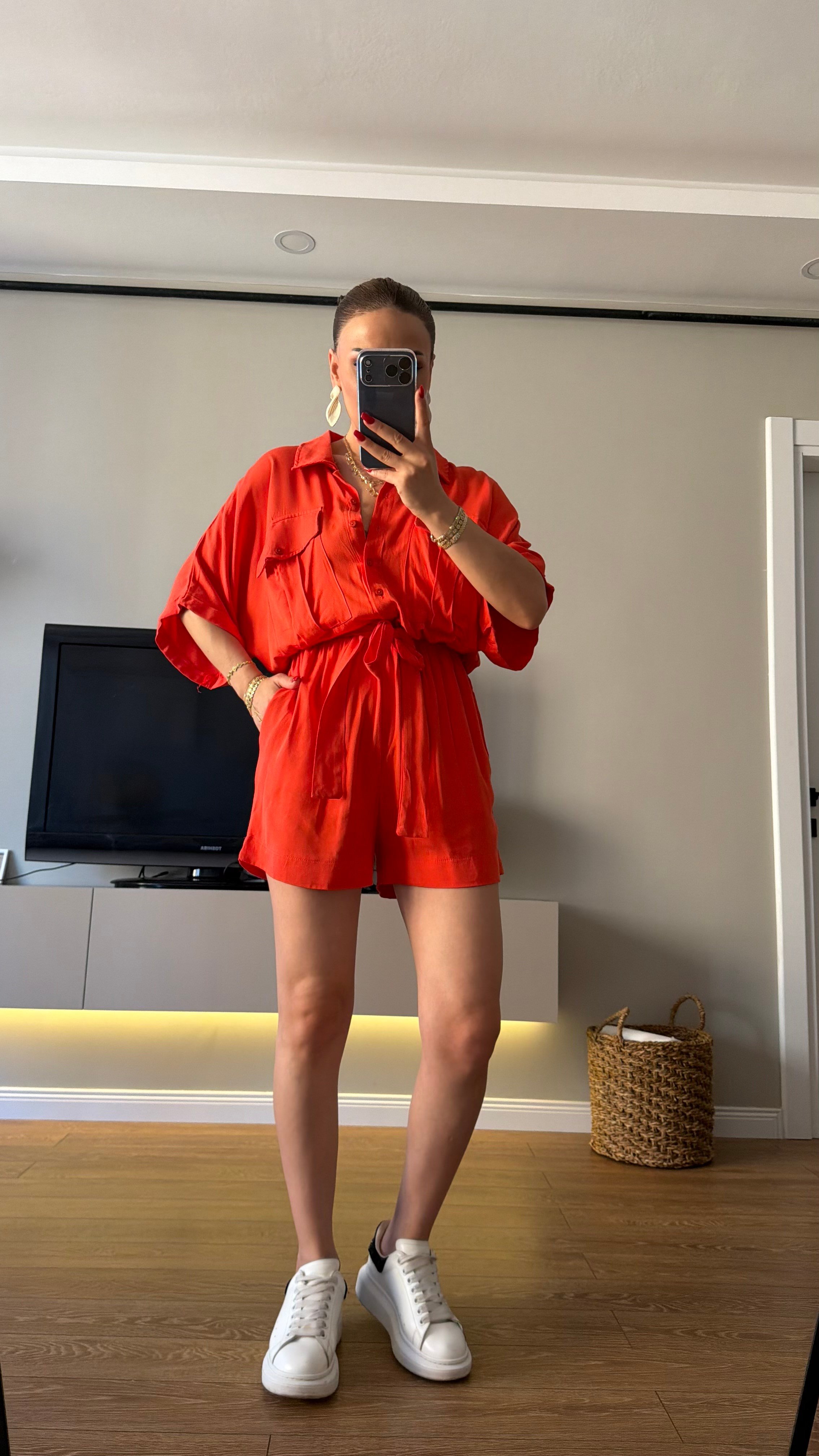 Kırmızı Bel Kuşaklı Tensel Tulum