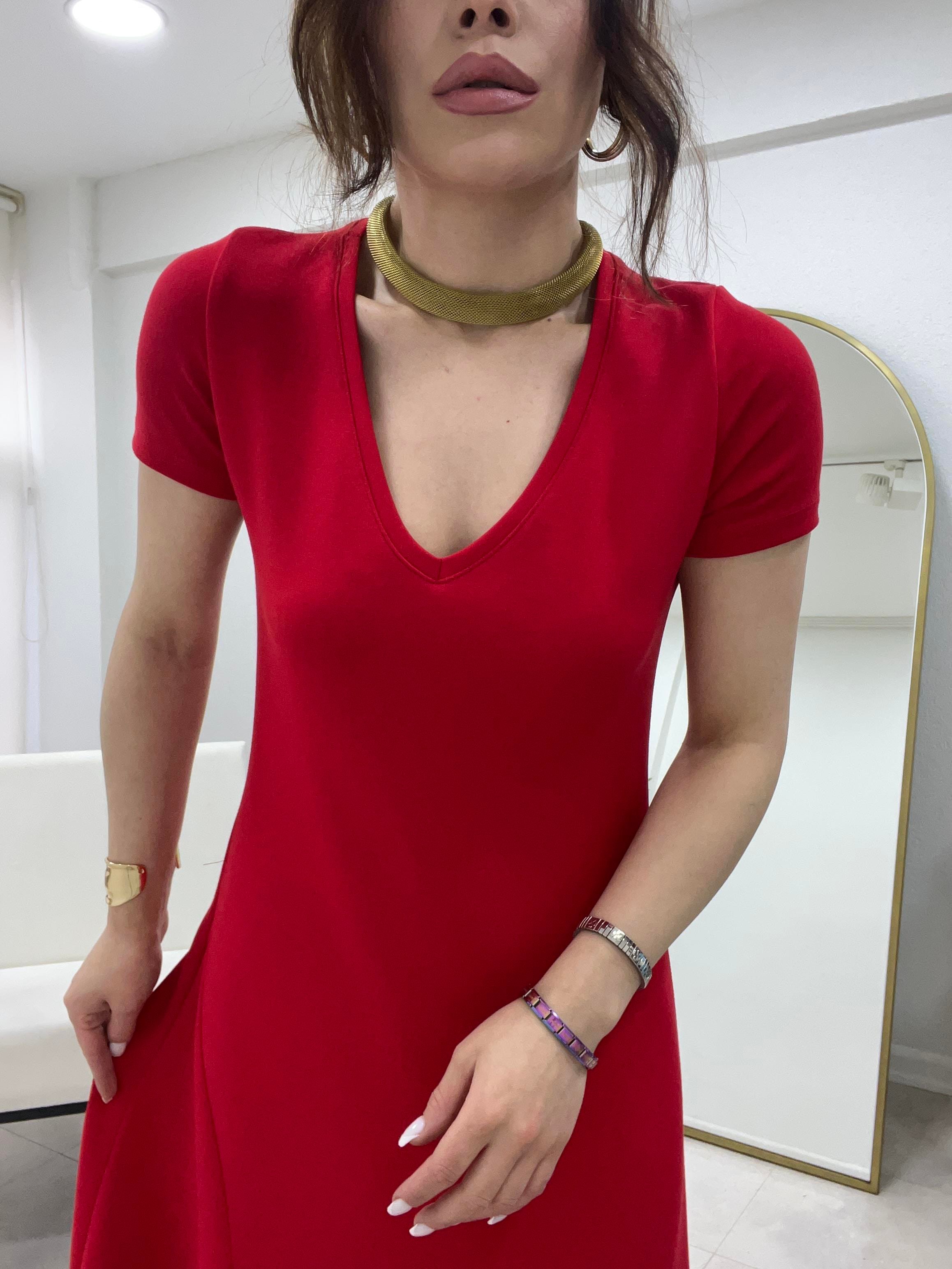 KIRMIZI V YAKA MODAL KUMAŞ ELBİSE