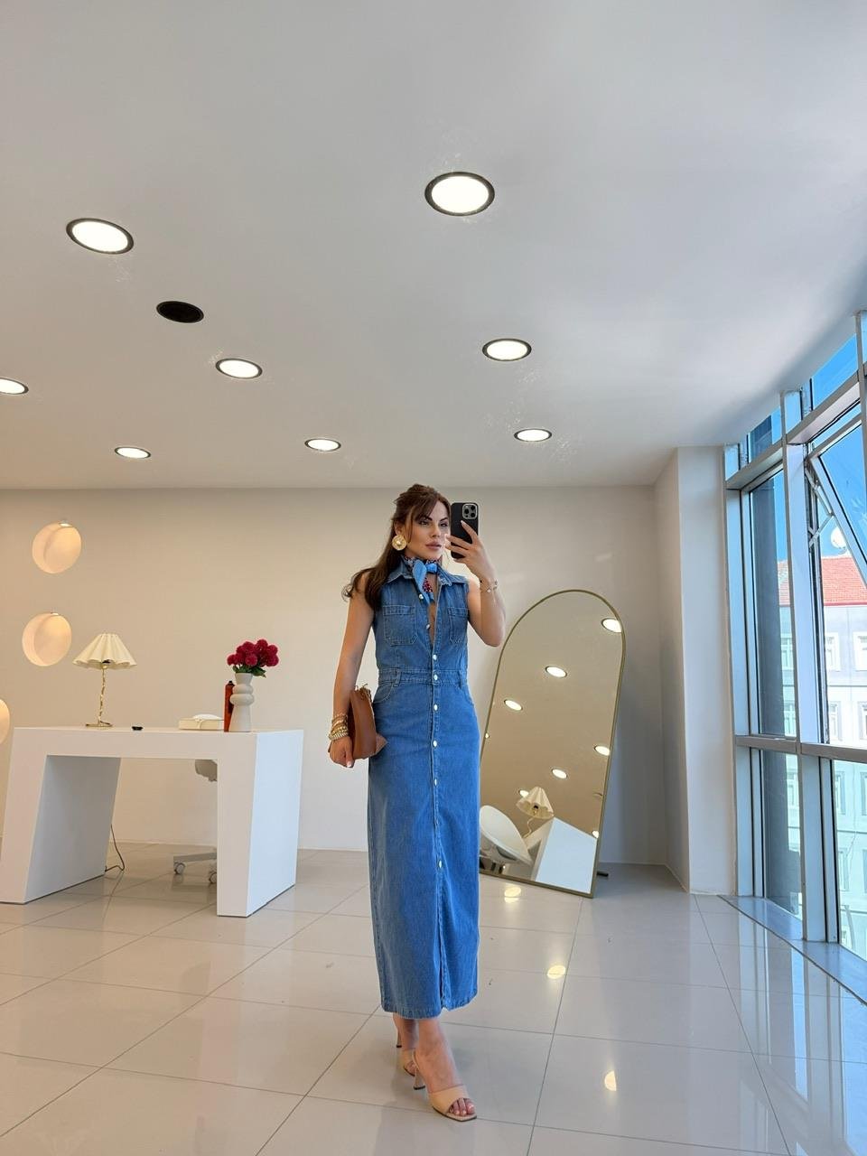 KOLSUZ DENİM ELBİSE