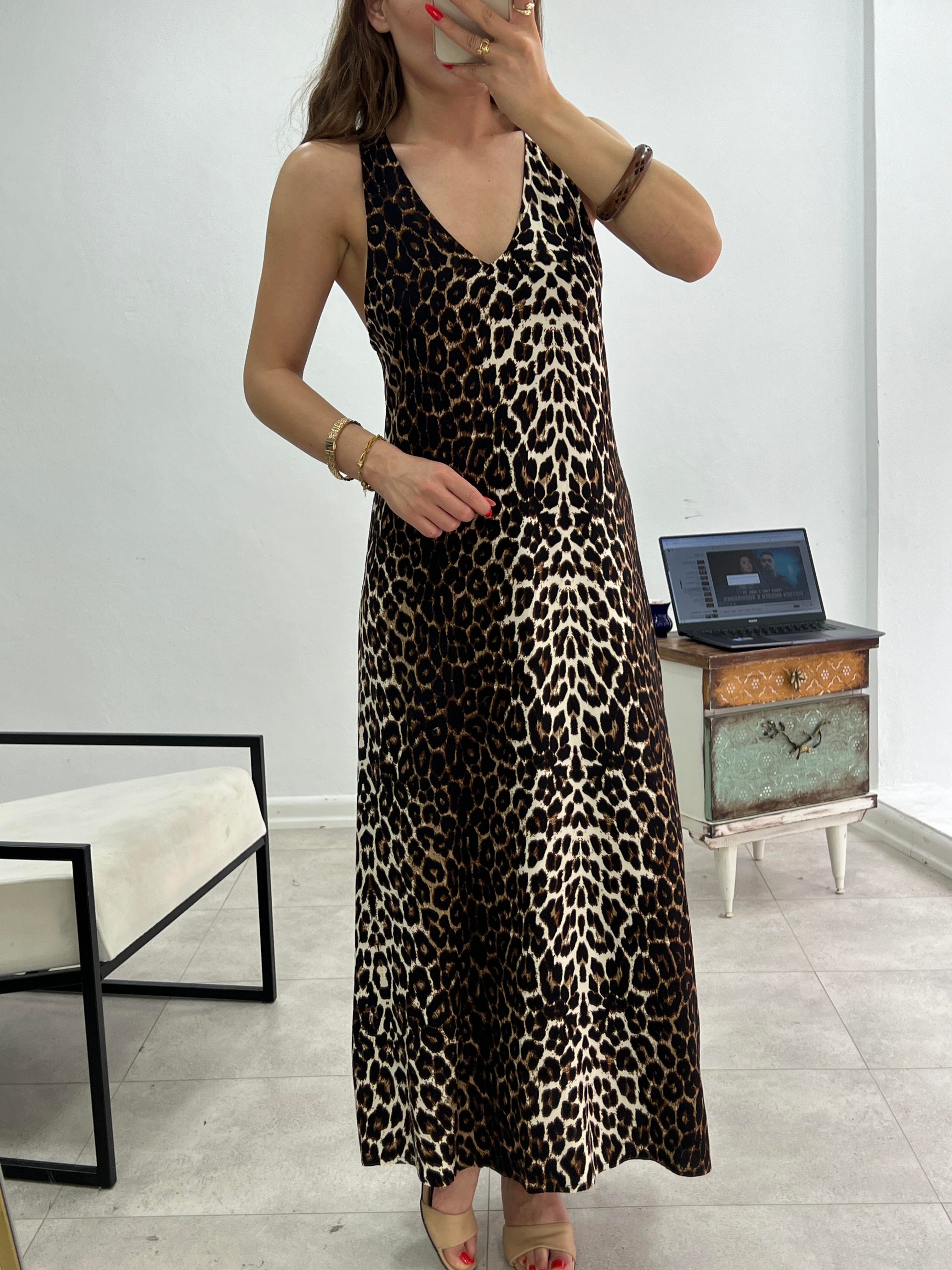 LEOPAR ARKASI HALKA DETAYLI ELBİSE