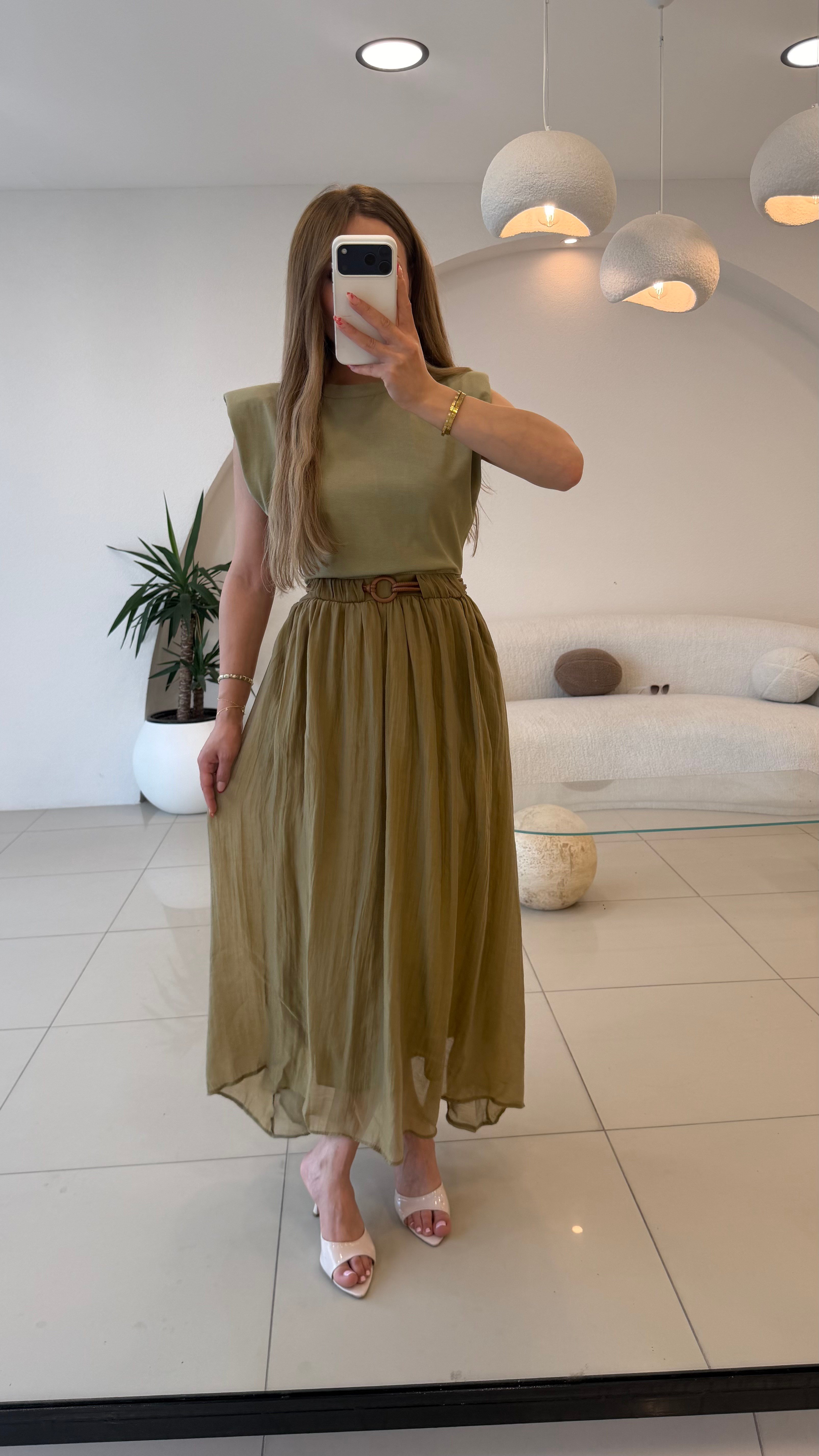 MARKA MODEL KEMERLİ ELBİSE OLİV