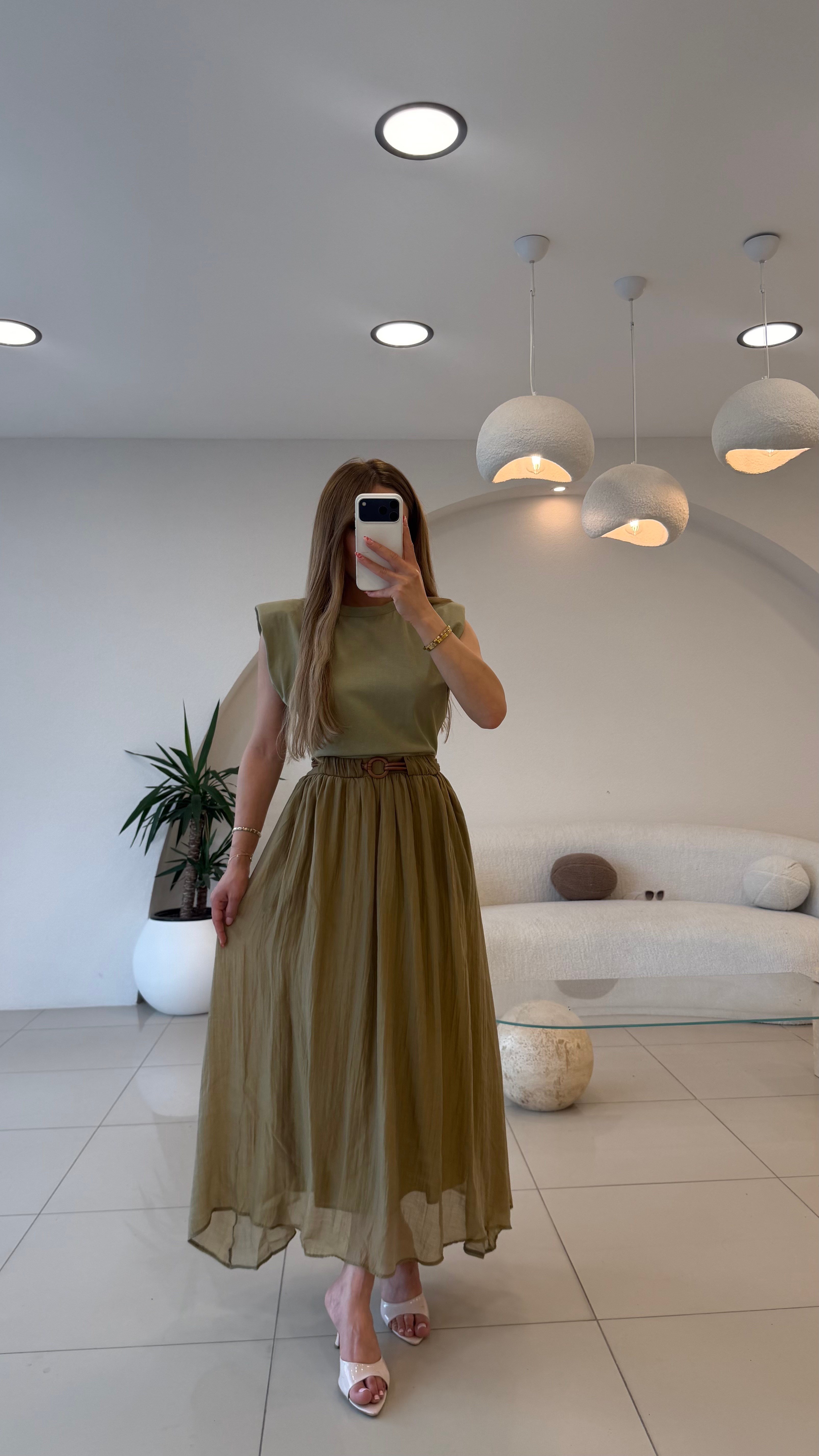 MARKA MODEL KEMERLİ ELBİSE OLİV