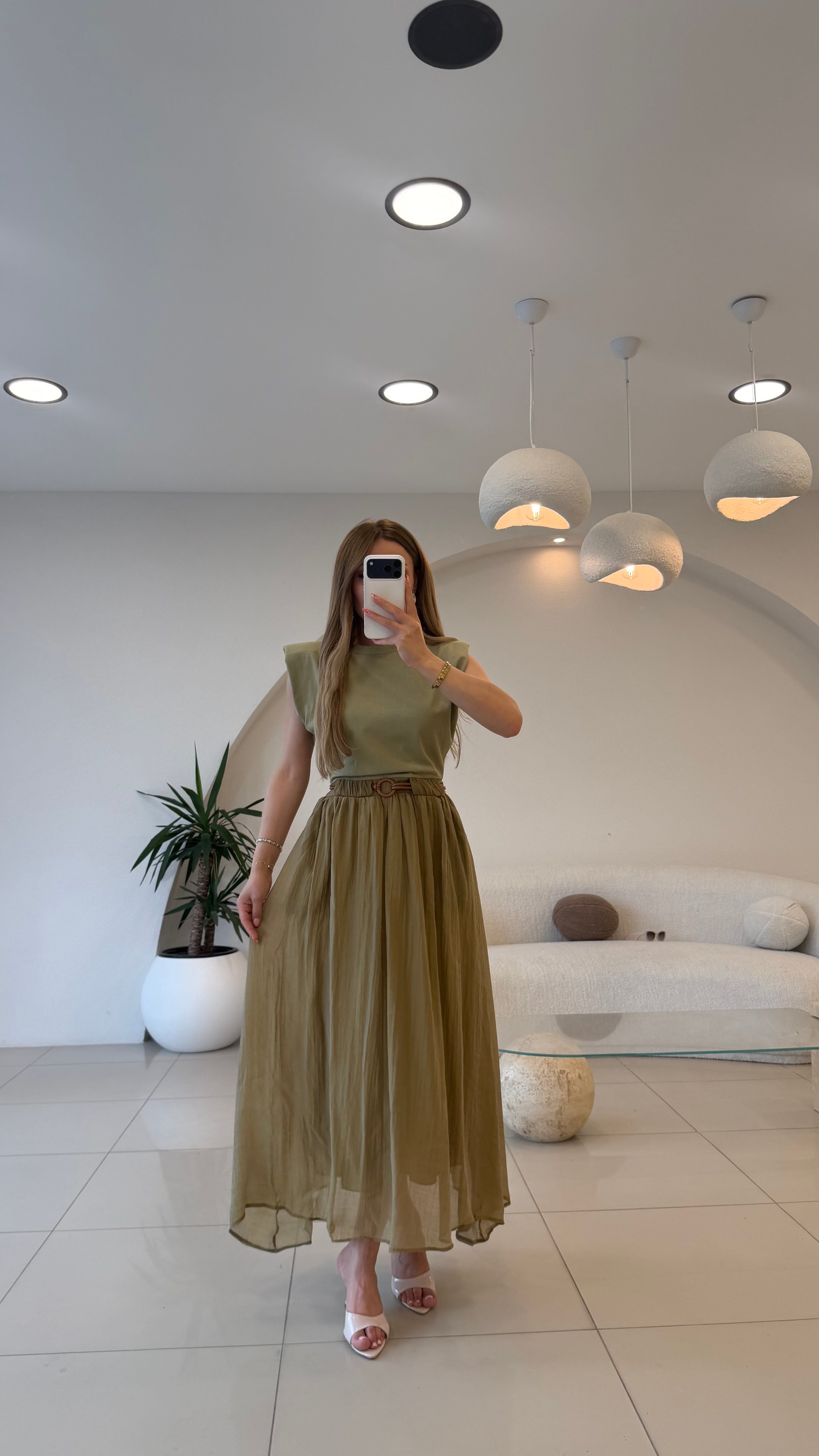 MARKA MODEL KEMERLİ ELBİSE OLİV