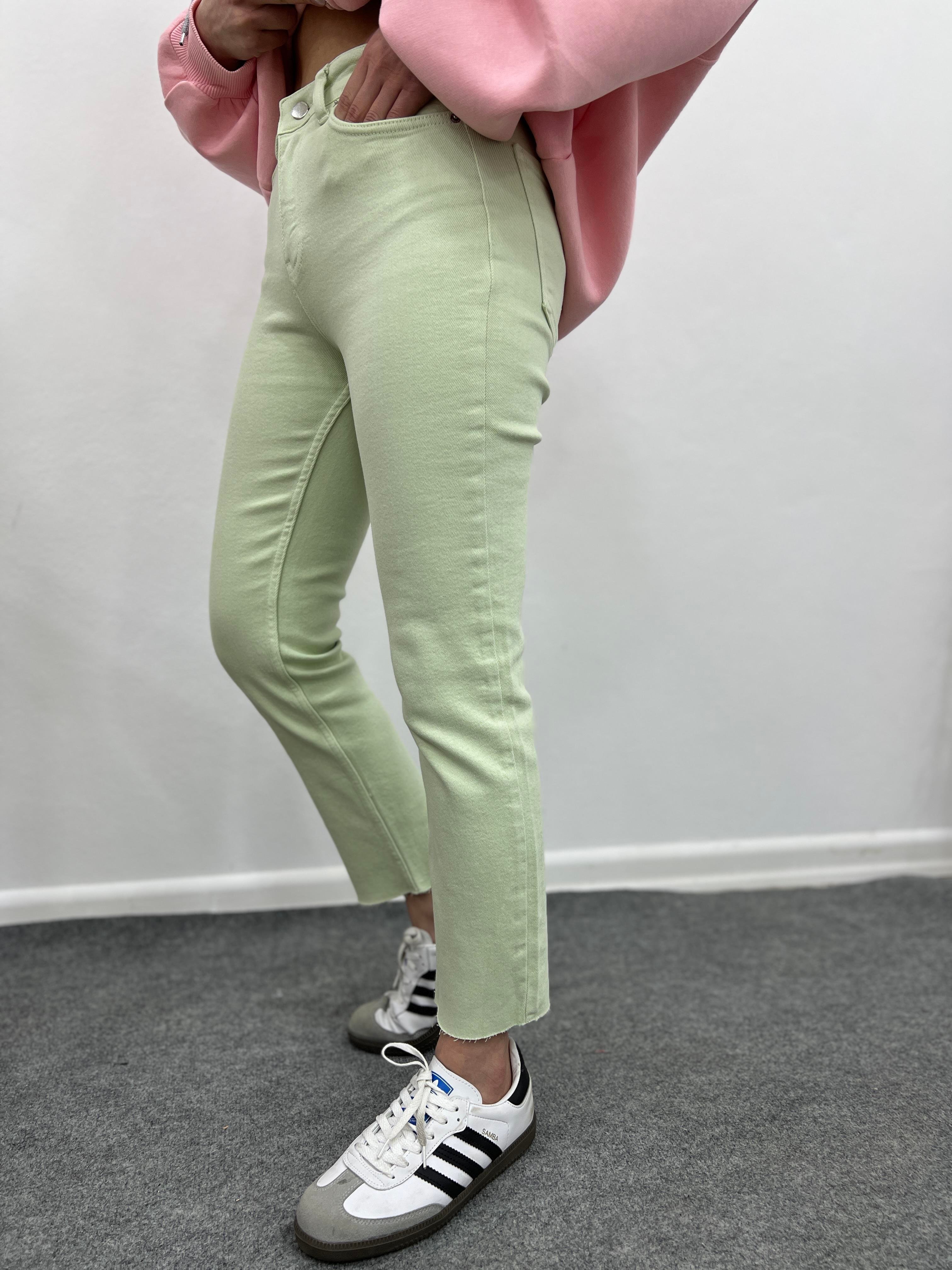 MİNT LİKRALI MOM JEAN 