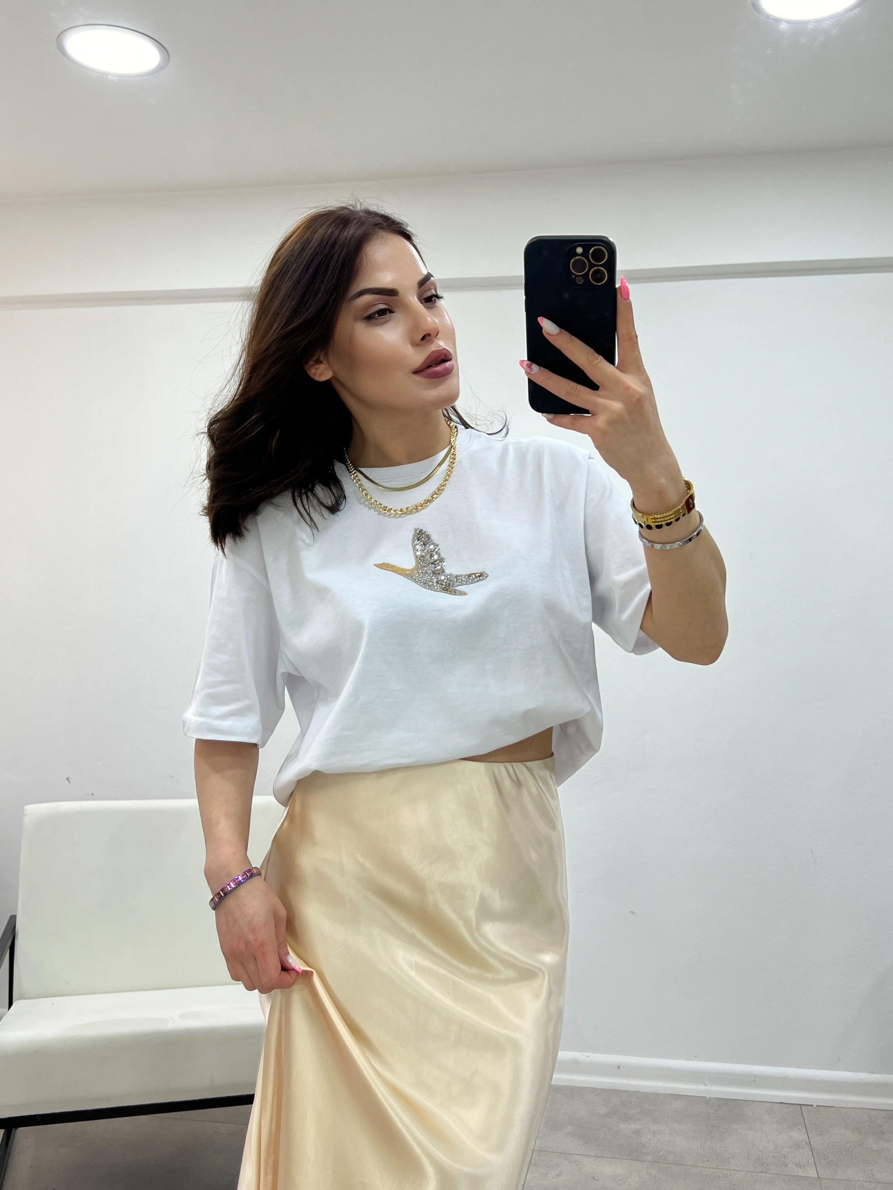 O.MARKA GOLD TAŞLI BEYAZ TSHİRT