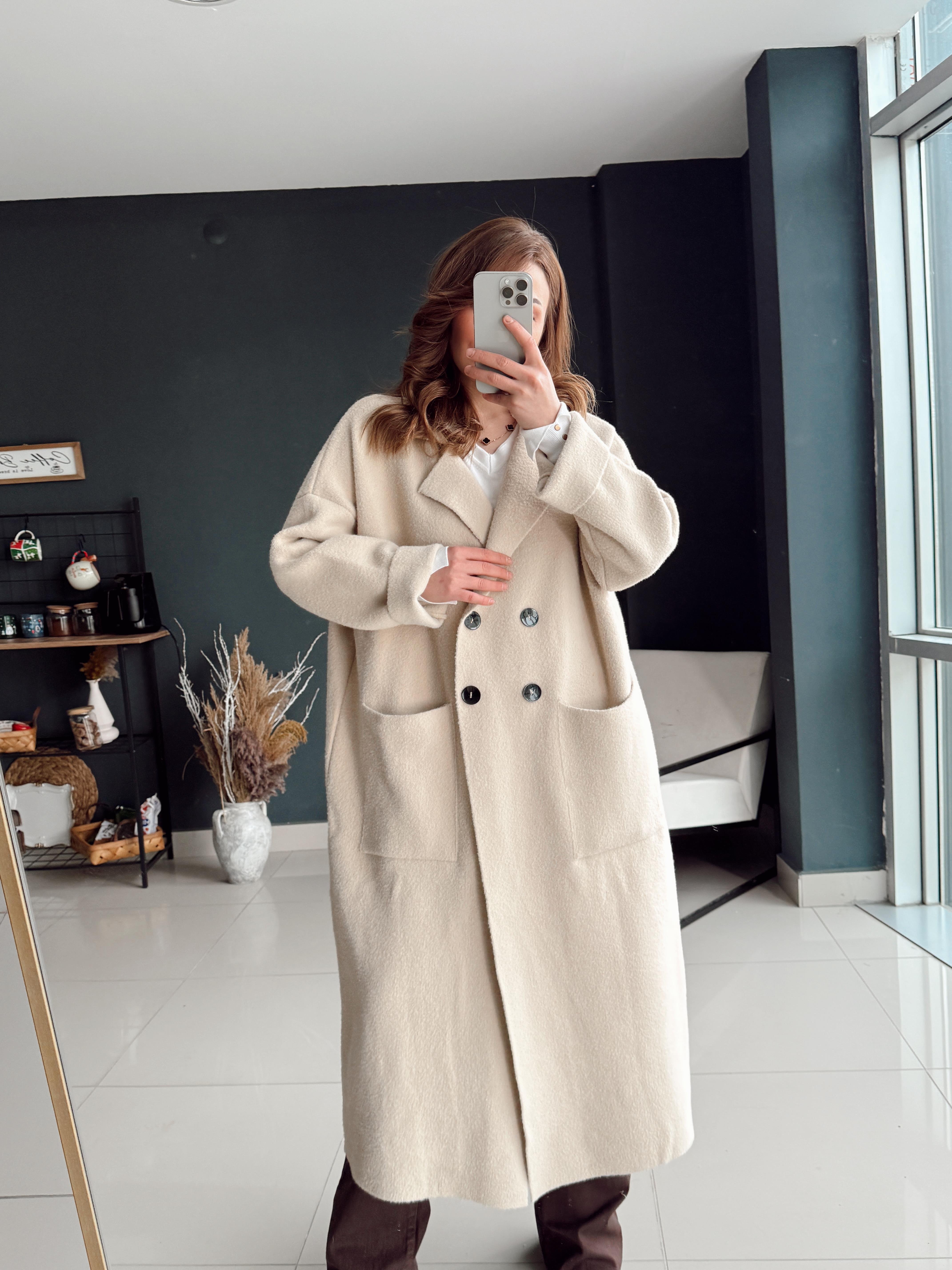 ÖNÜ DÜĞMELİ PREMİUM SERİ HIRKA  BEJ