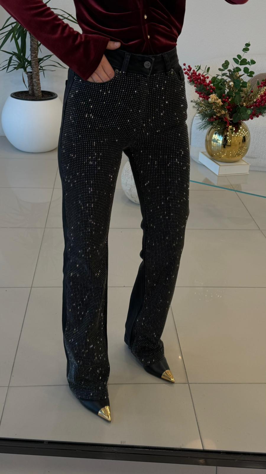 ÖNÜ FULL TAŞLI JEAN PANTOLON
