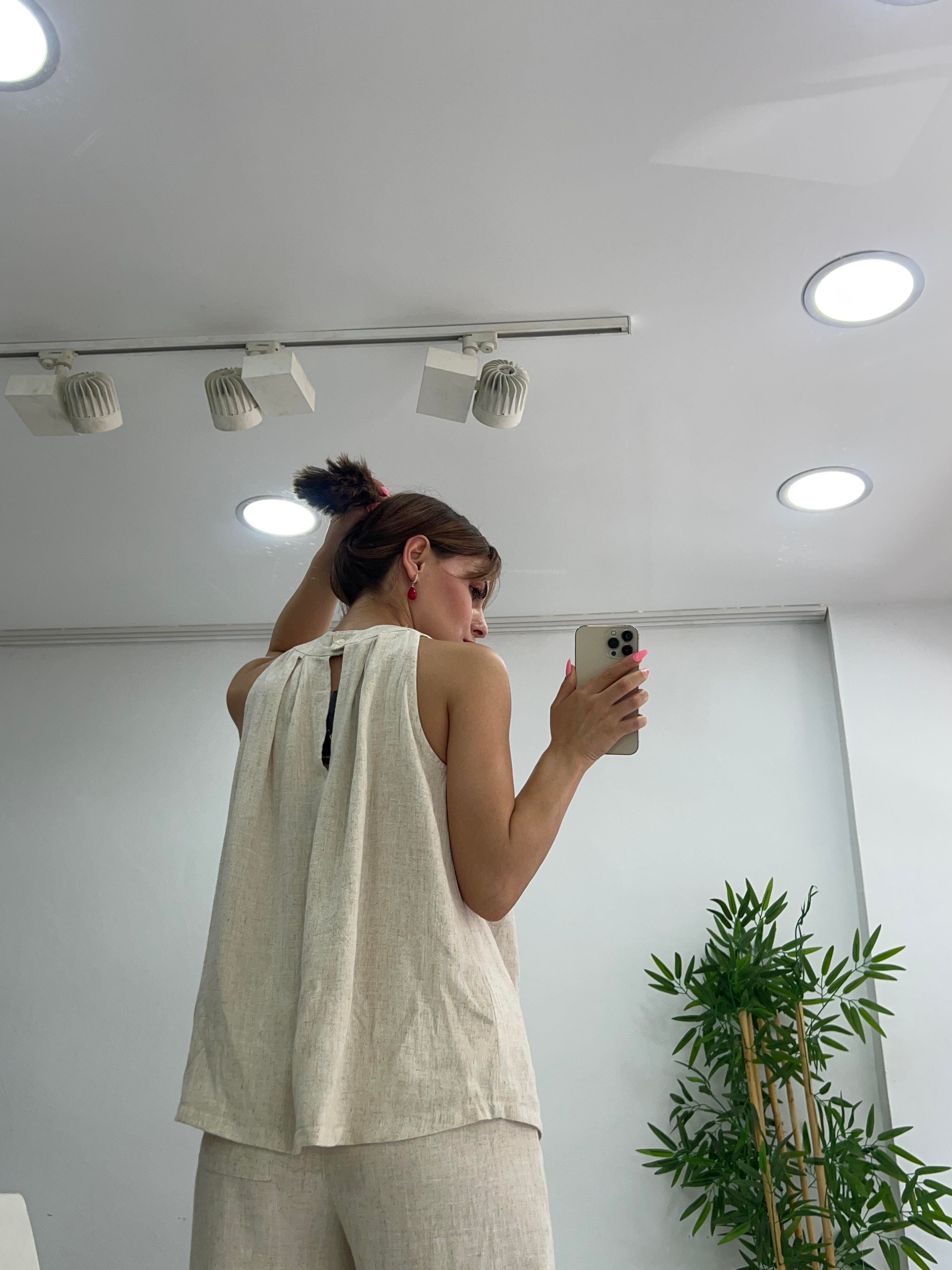 ÖNÜ PİLELİ KETEN BLUZ