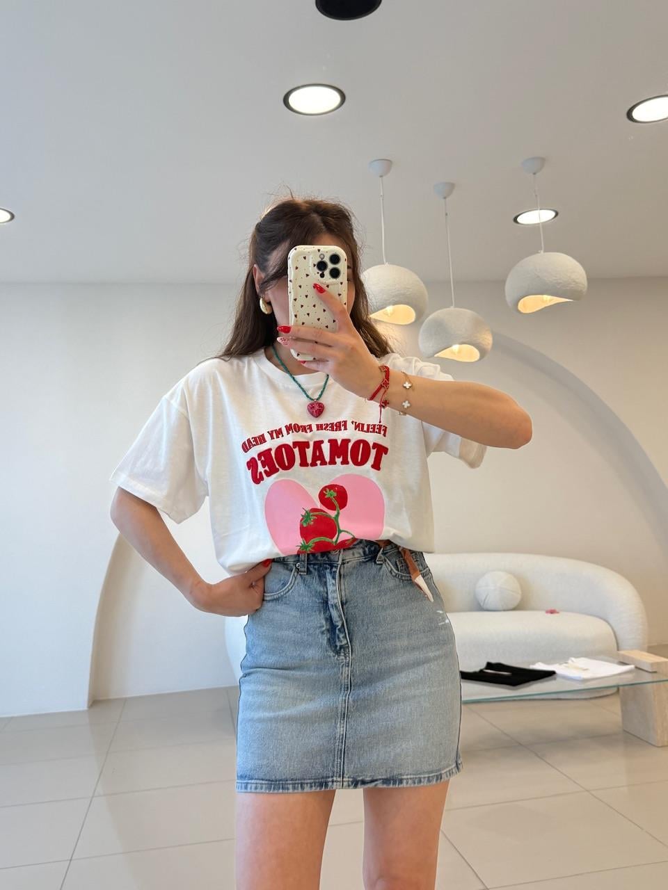 ÖNÜ TOMATOES YAZILI TSHIRT