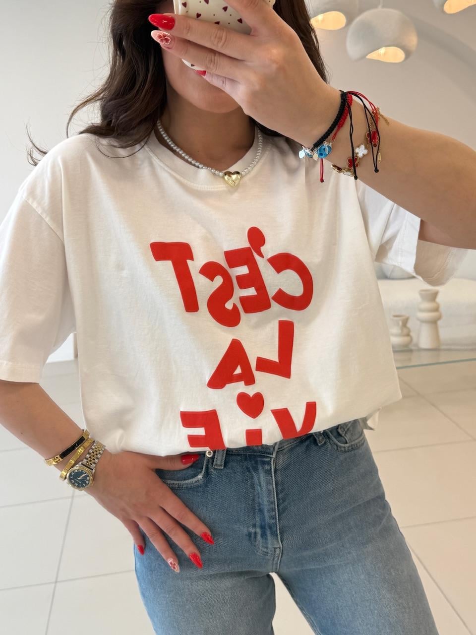 ÖNÜ YAZILI TSHIRT