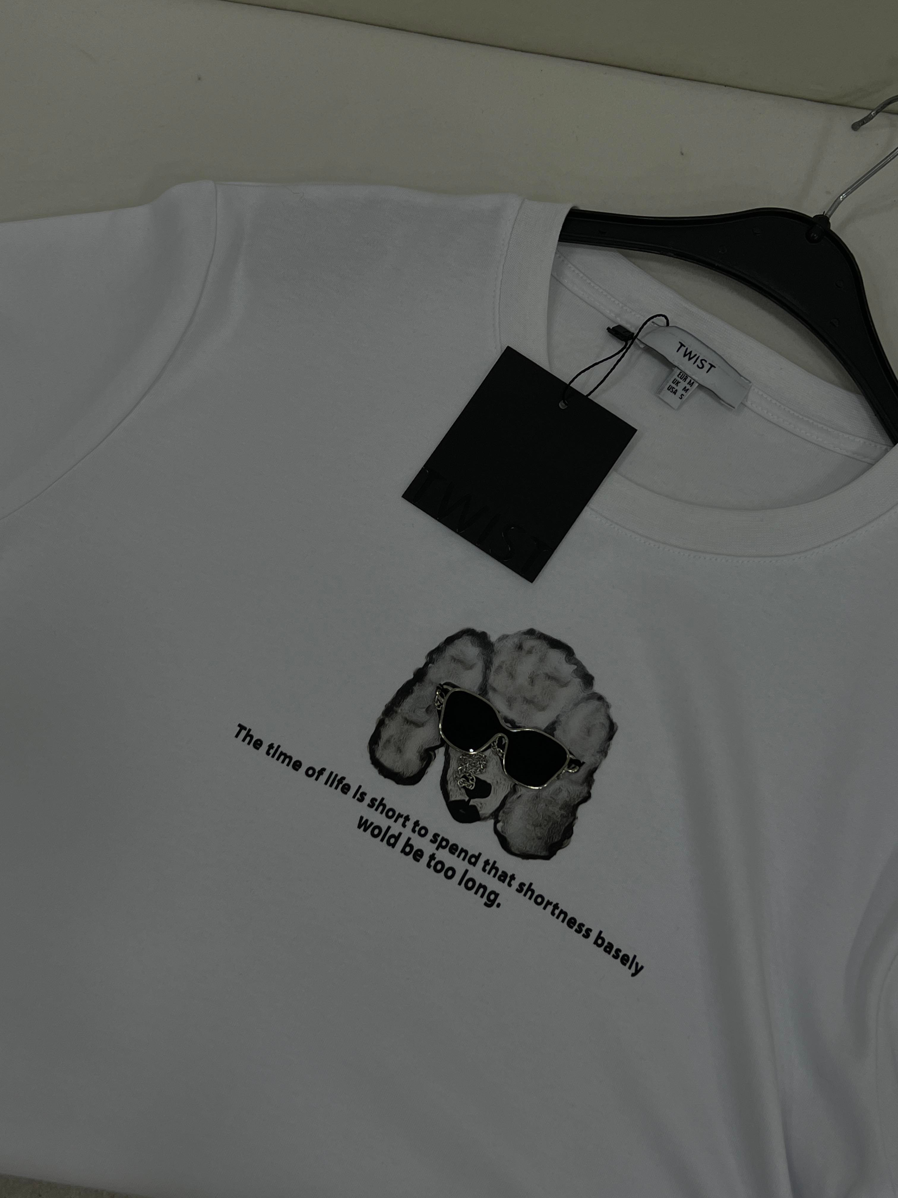 ORJİNAL MARKA GÖZLÜK DETAYLI TSHİRT