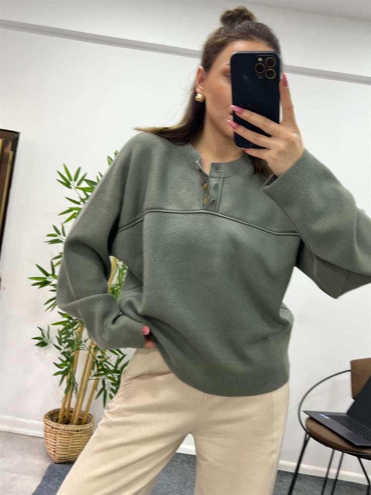 ORJİNAL MARKA ÖNÜ DÜĞMELİ TRİKO 