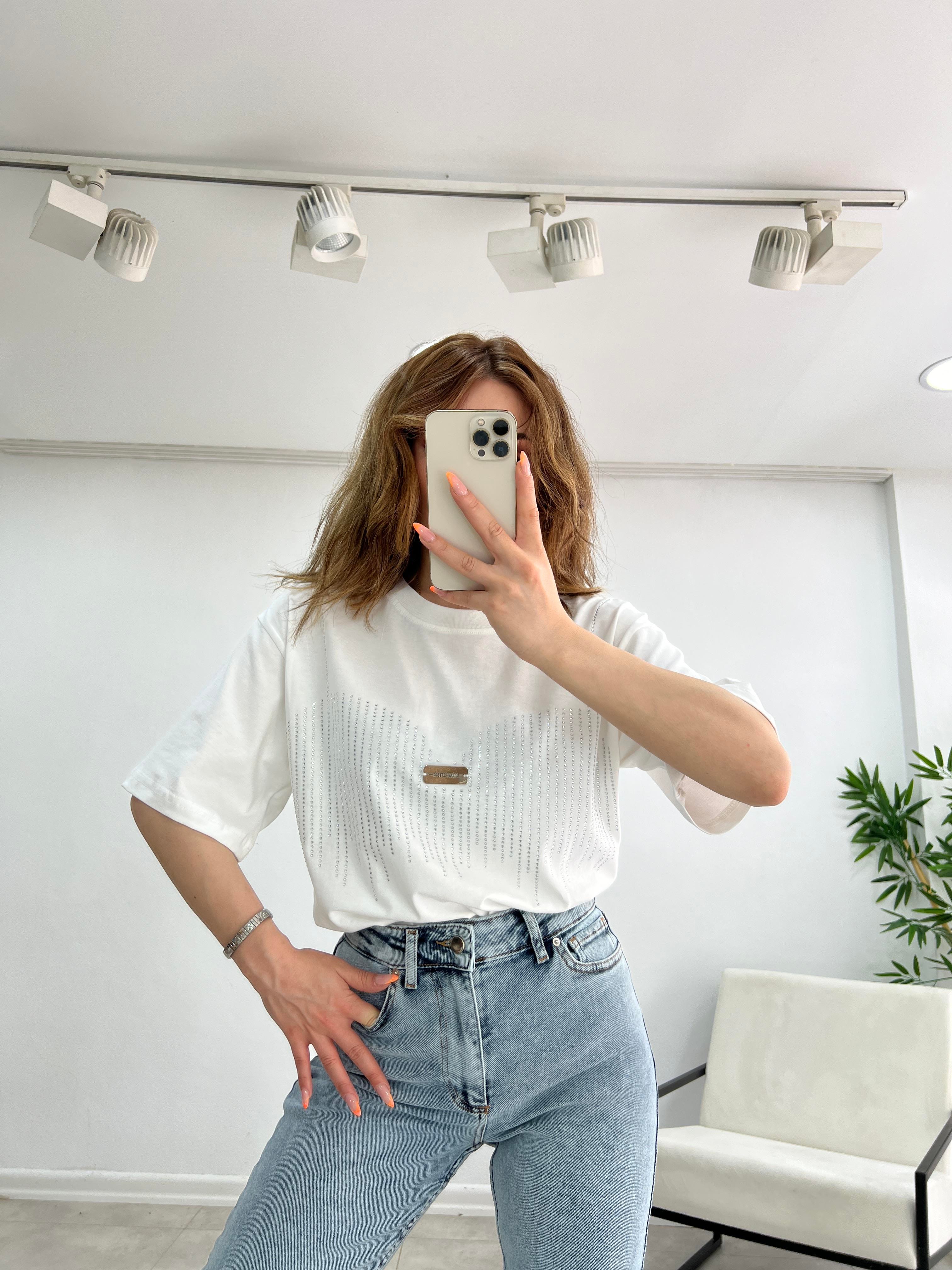 ORJİNAL MARKA TAŞLI TSHİRT BEYAZ