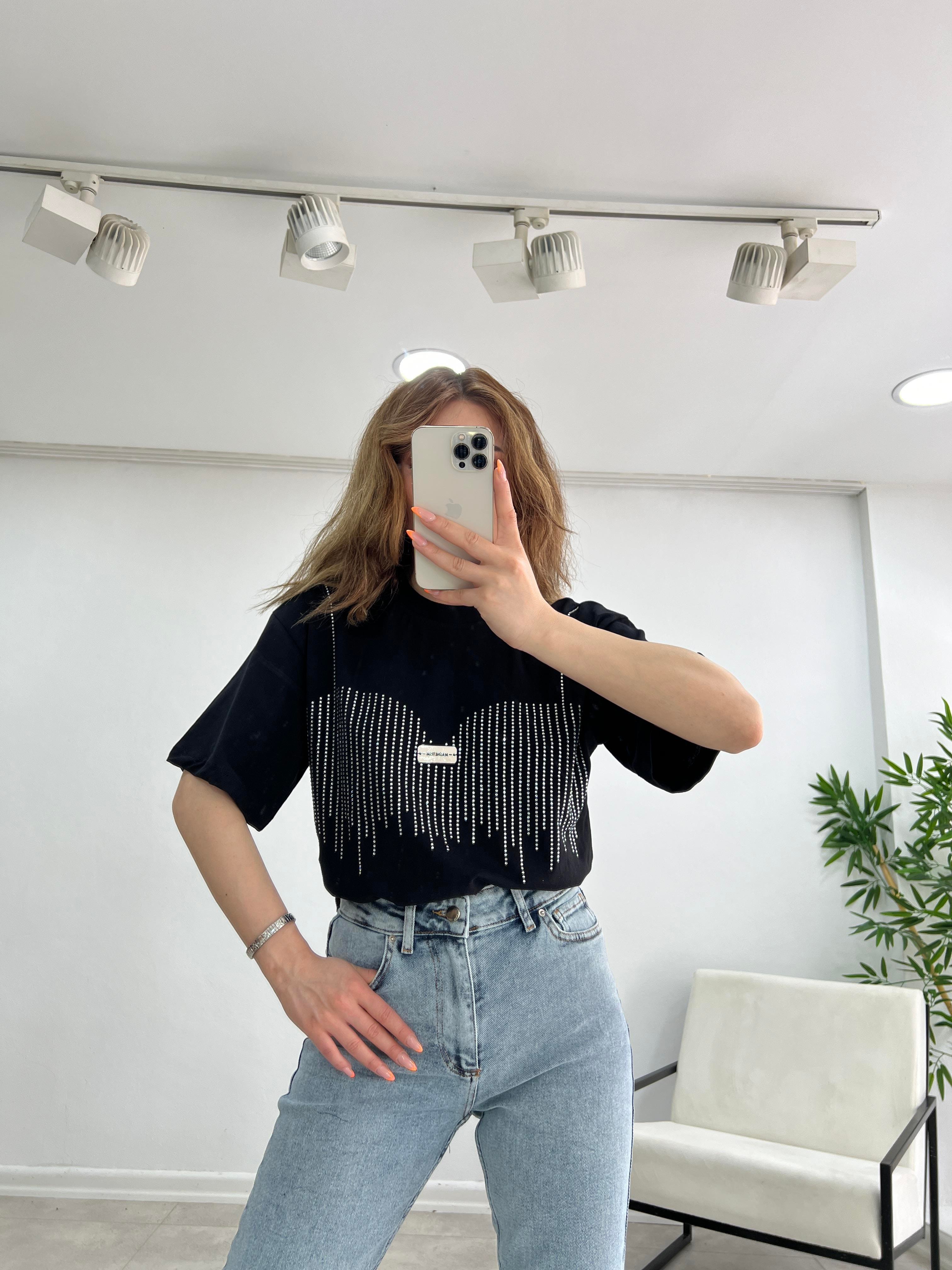 ORJİNAL MARKA TAŞLI TSHİRT SİYAH