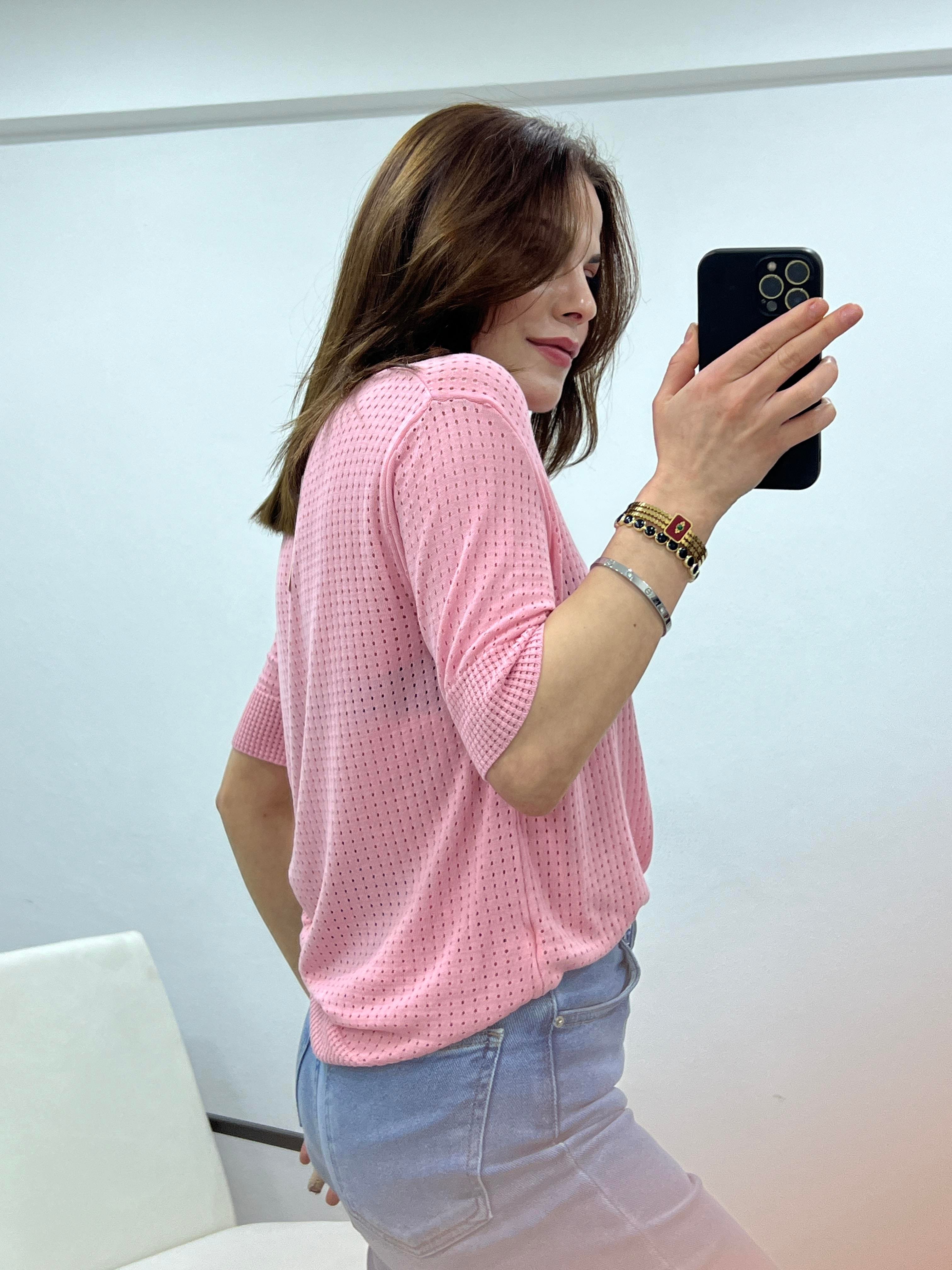 PEMBE DELİKLİ MERSERİZE BLUZ