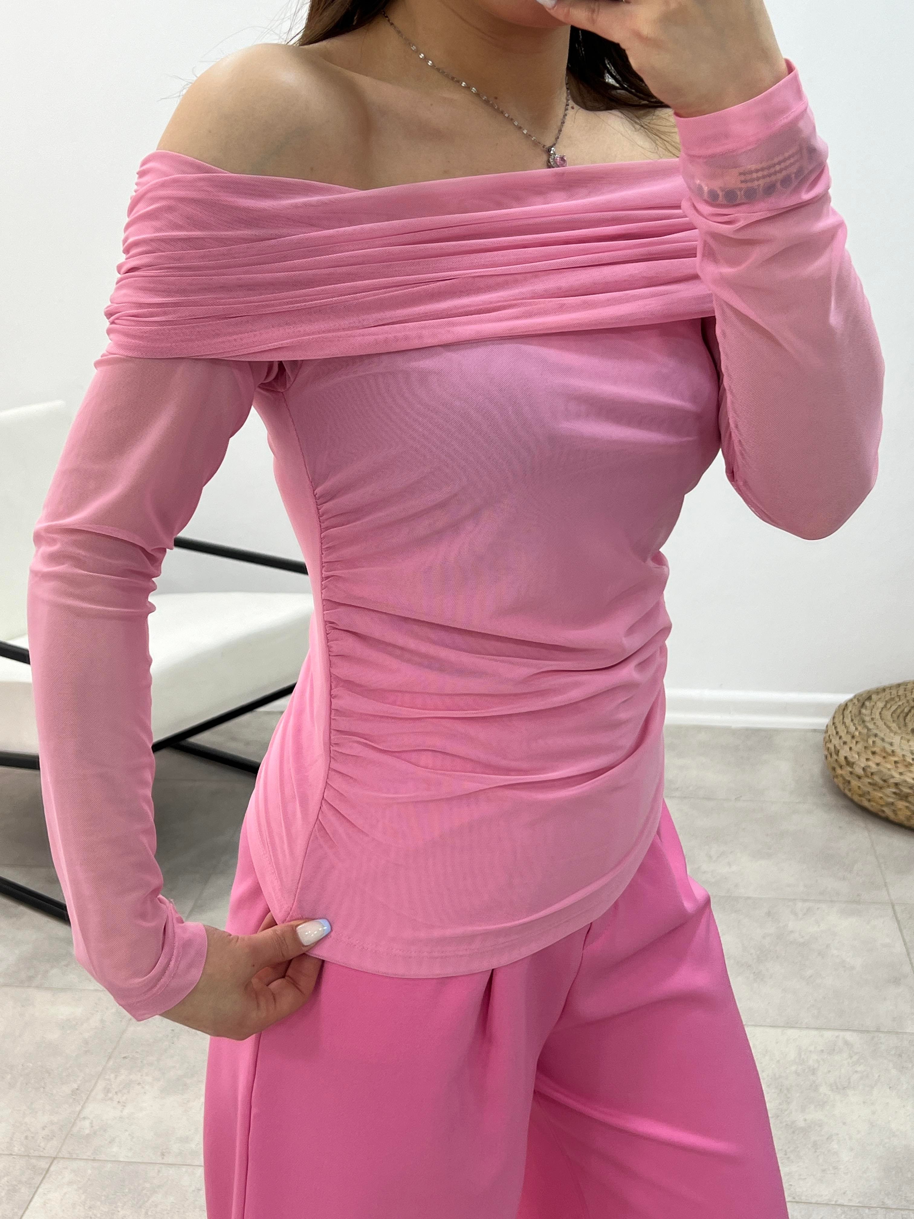 PEMBE MADONNA DRAPELİ BLUZ 