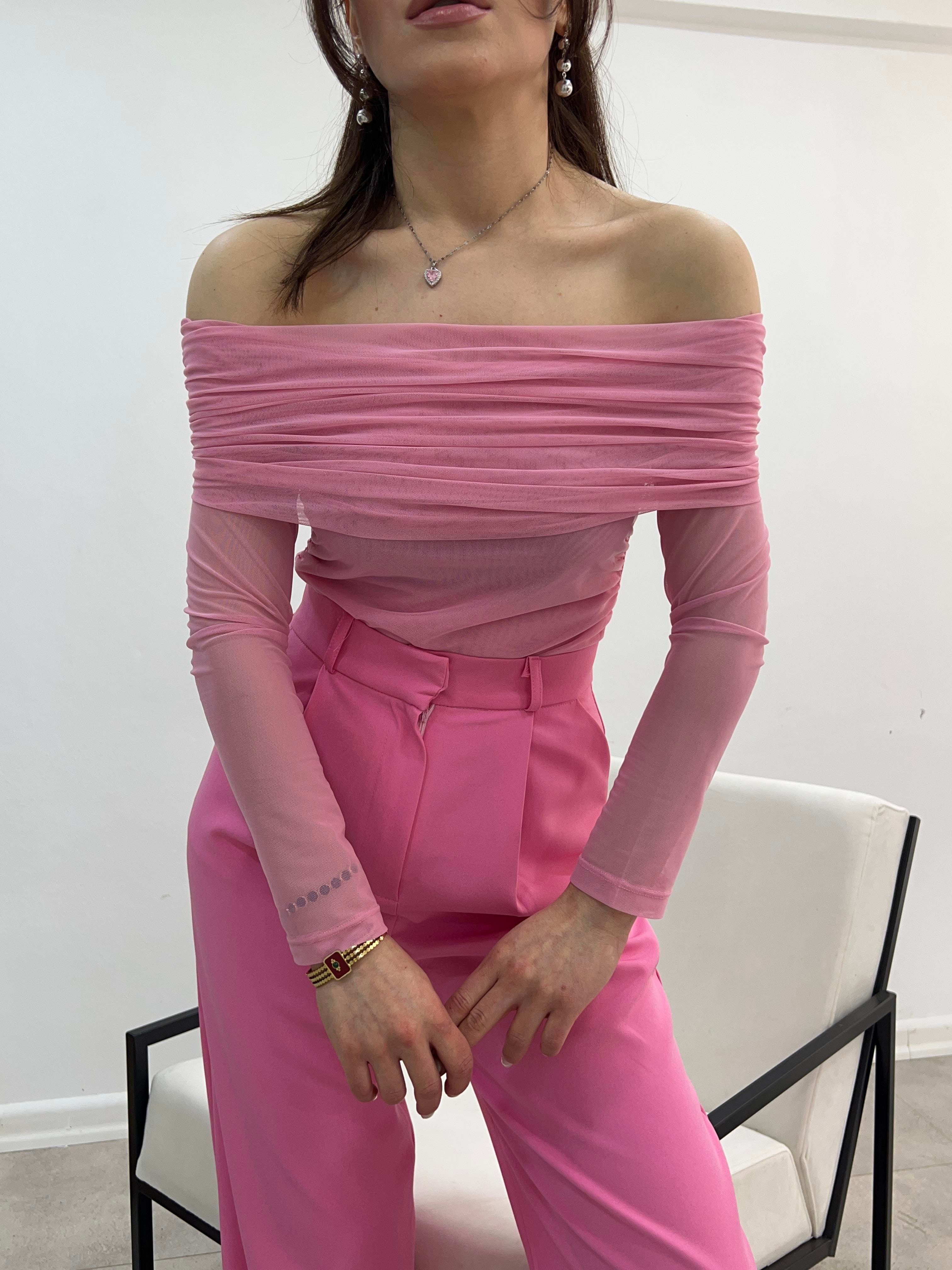 PEMBE MADONNA DRAPELİ BLUZ 