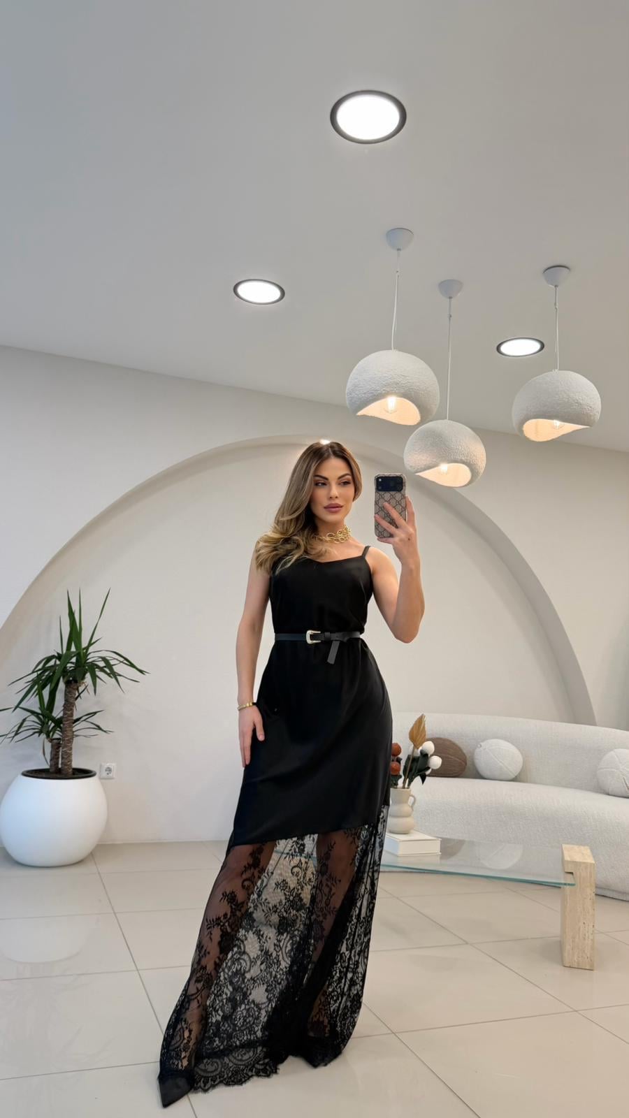 PREMİUM SERİ ETEK UCU DANTELLİ TASARIM İP ASKILI SATEN ELBİSE