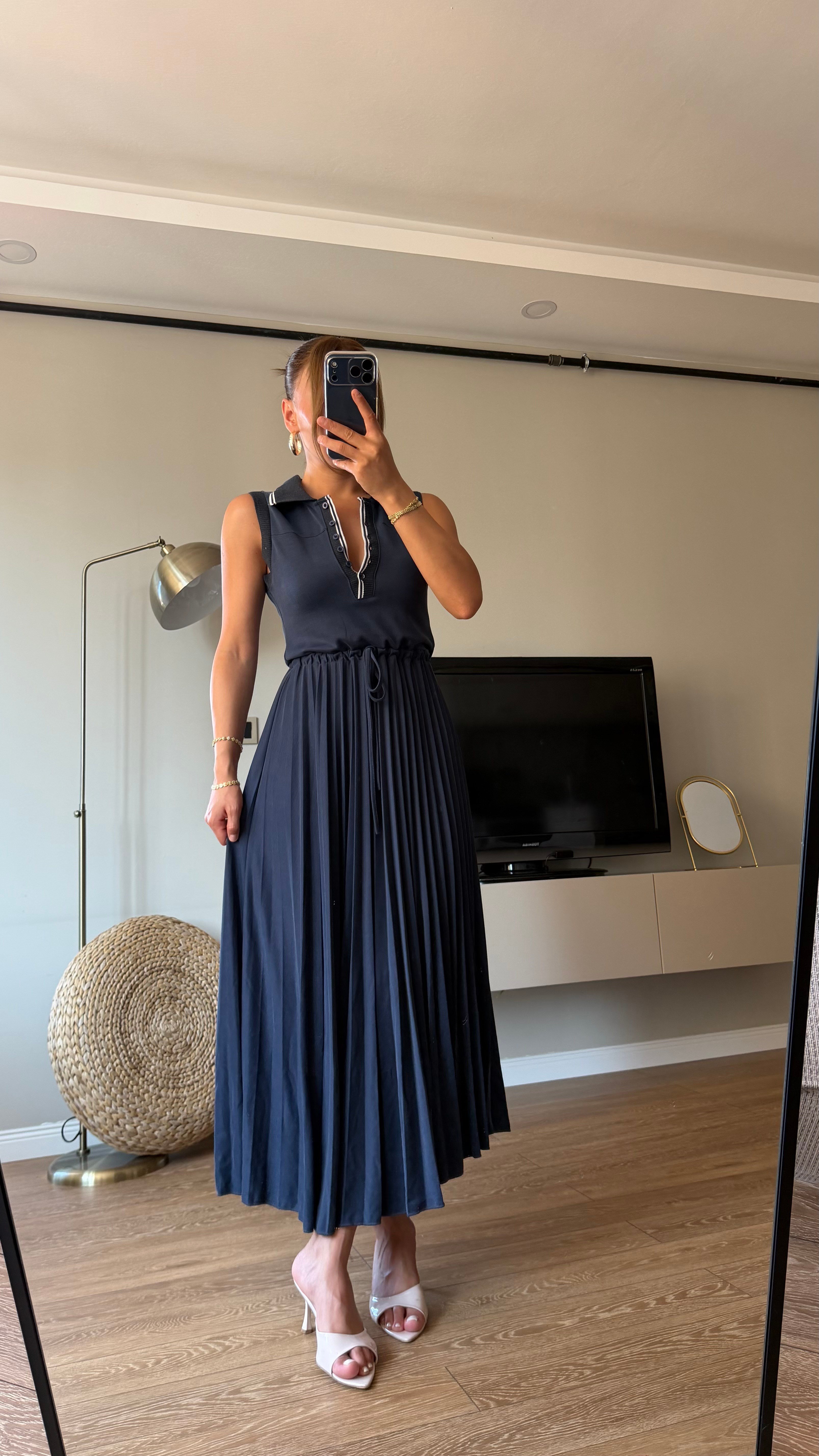 Premium Seri Pileli Bel Bağlamalı Kolsuz Modal Elbise