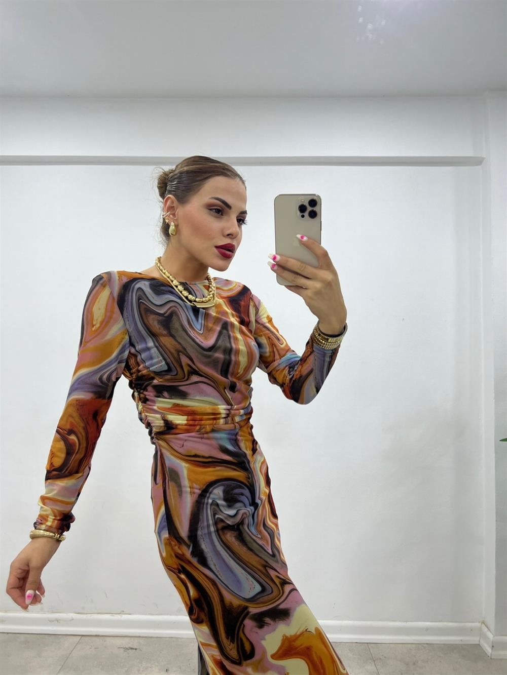 RENKLİ DRAPELİ TÜL ELBİSE