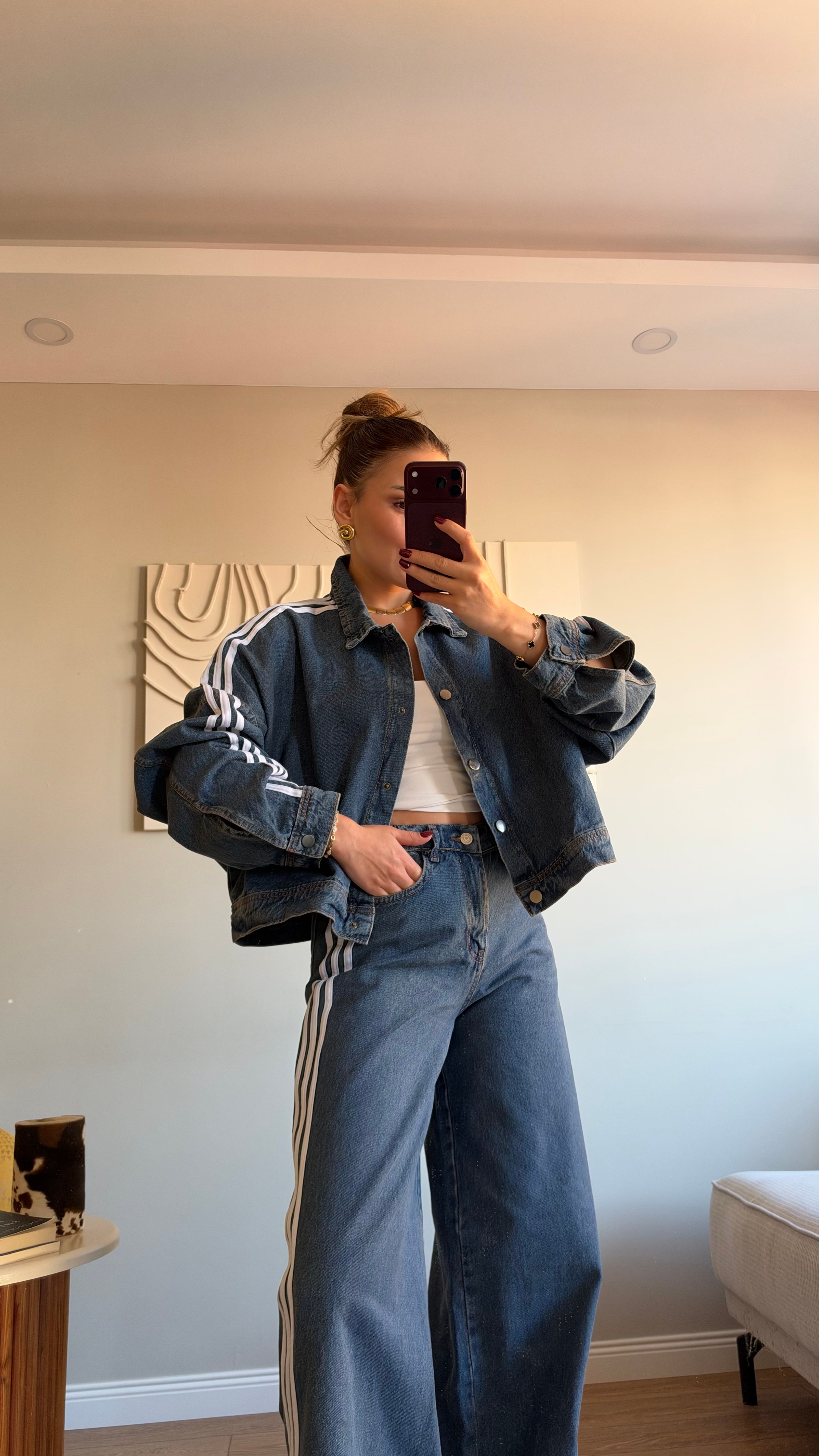 Şerit Detaylı Crop Denim Ceket ve Geniş Paça Takım