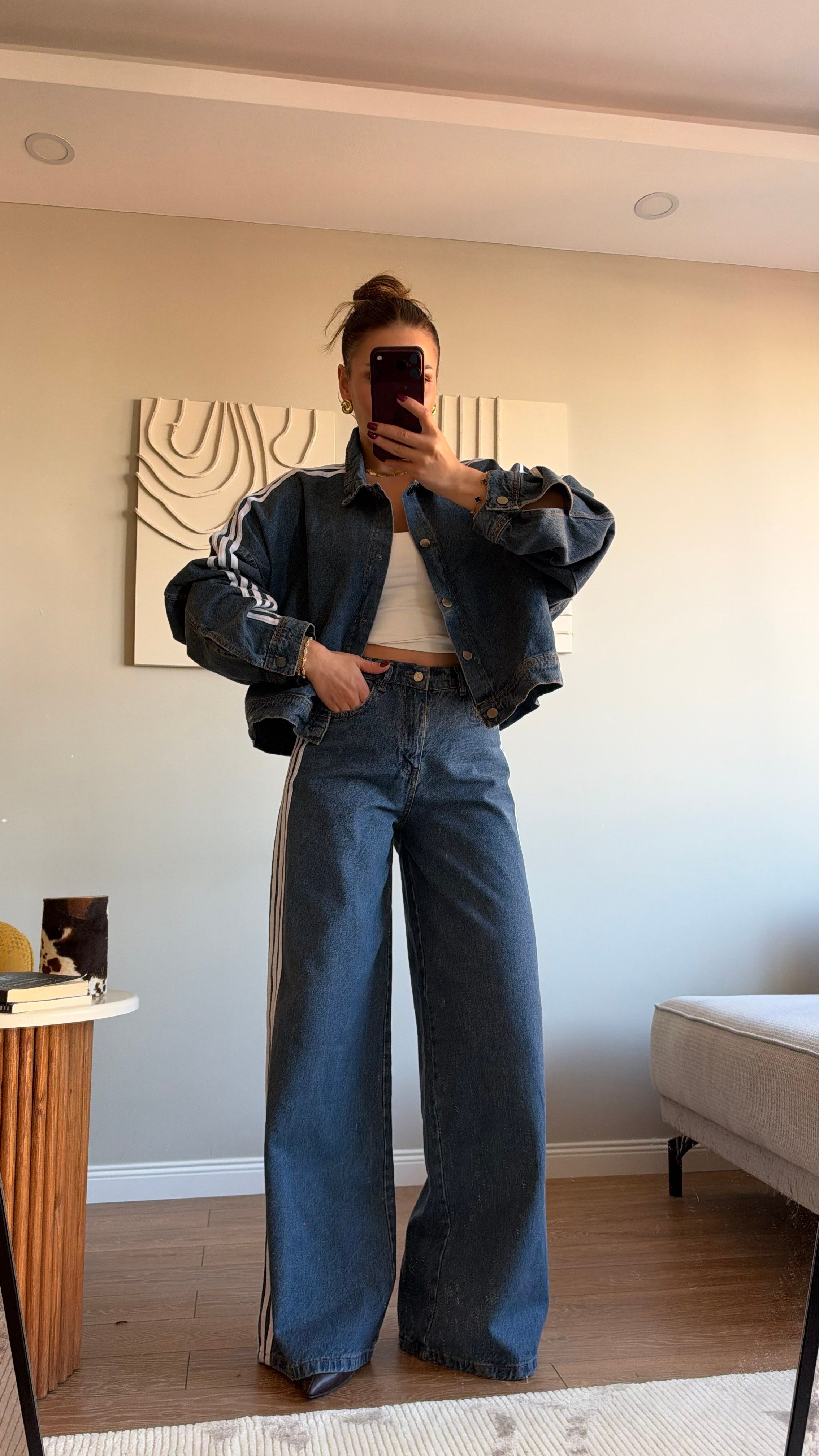 Şerit Detaylı Crop Denim Ceket ve Geniş Paça Takım