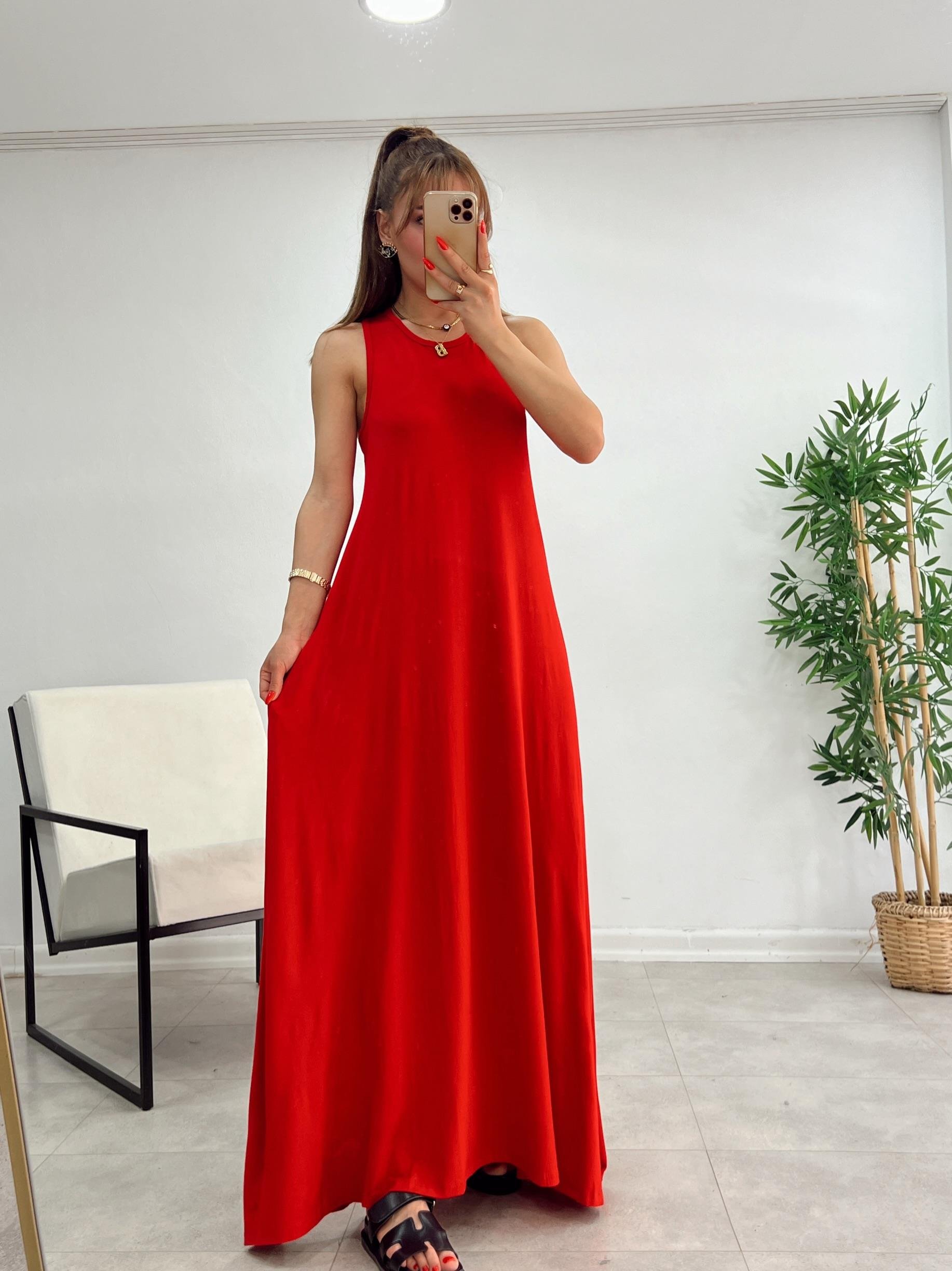 SIFIR YAKA MODAL KUMAŞ BASİC ELBİSE KIRMIZI