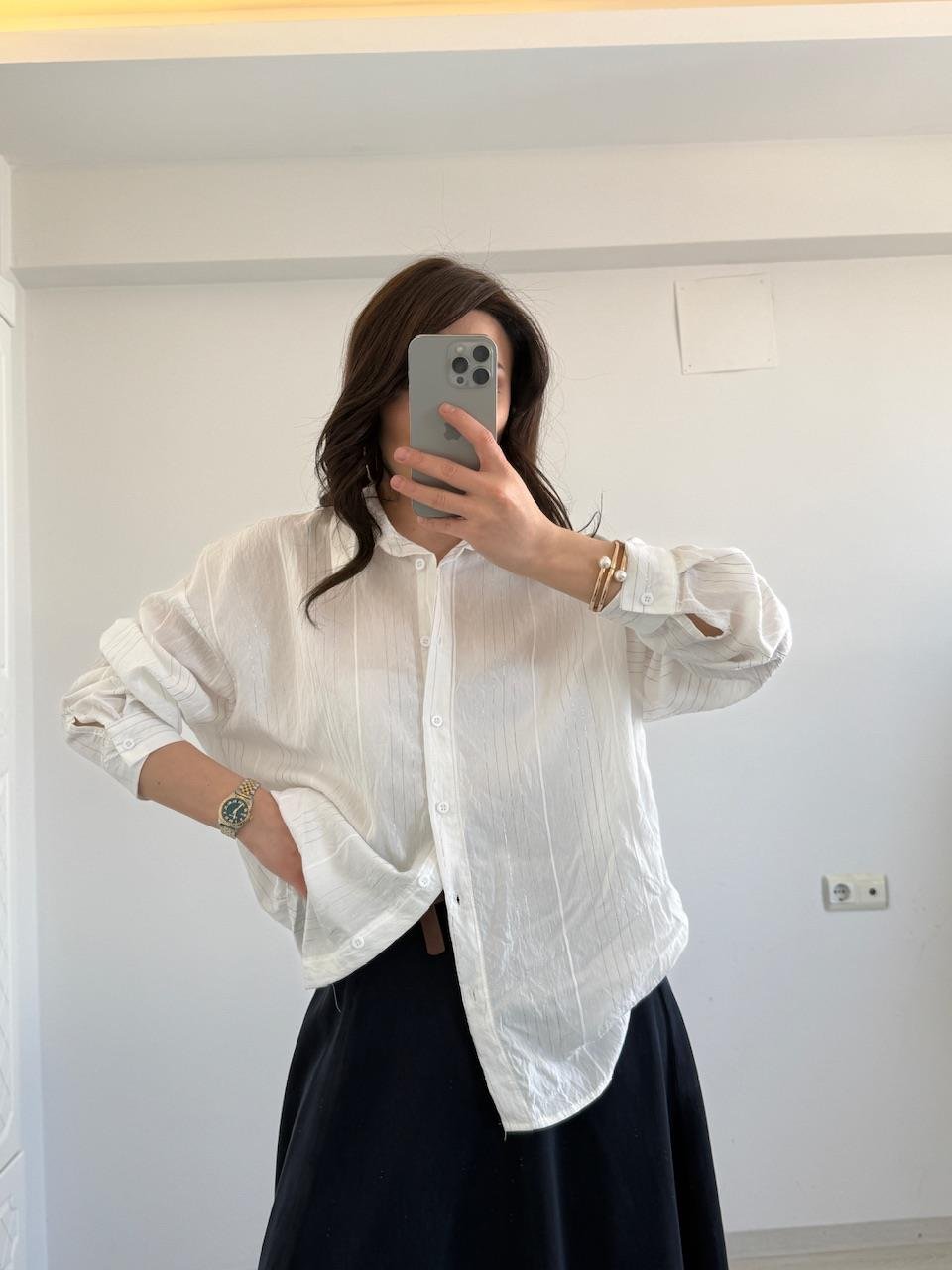 SİM DETAYLI GÖMLEK