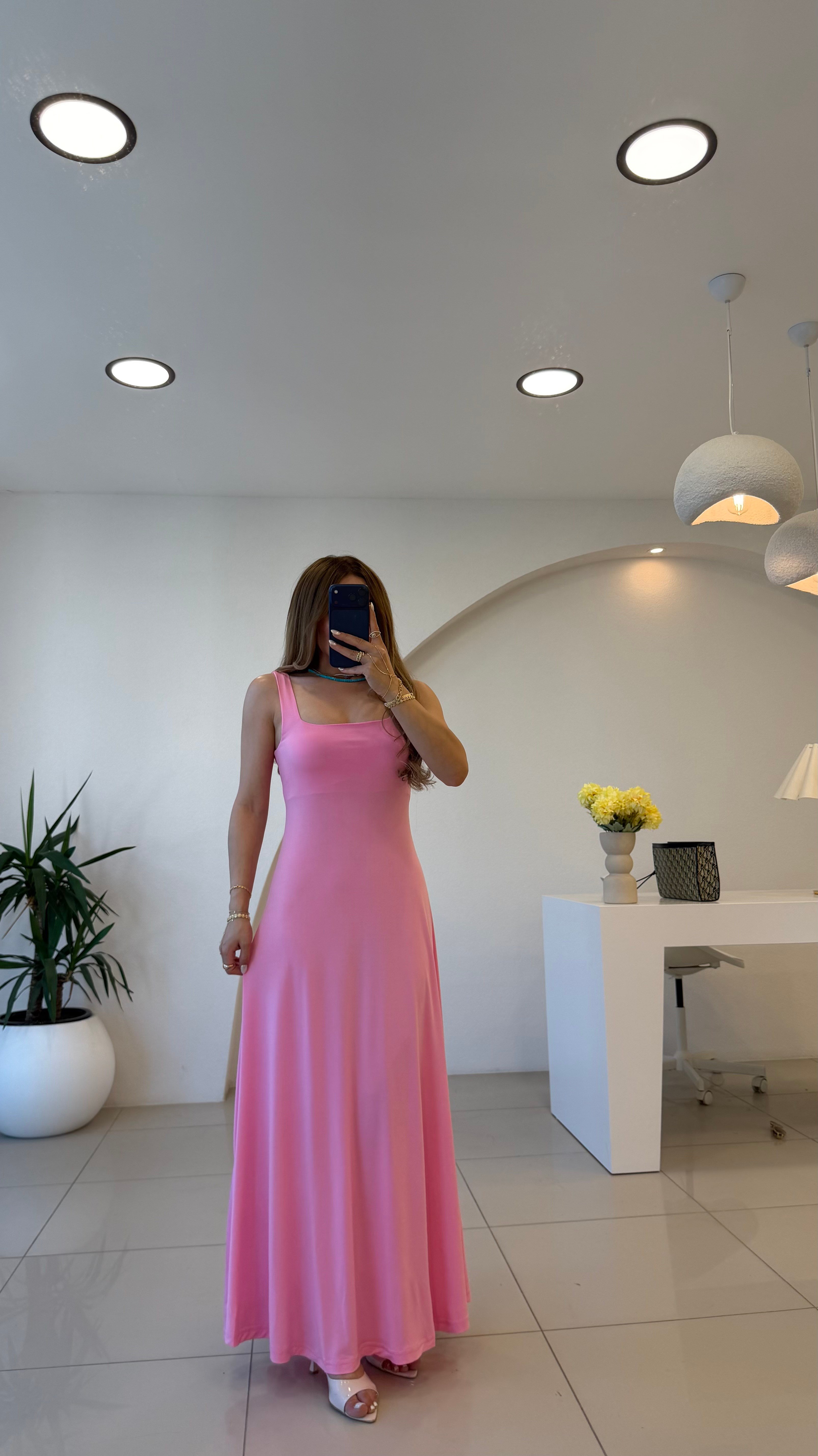 Sırt Dekolteli Askılı Elbise Pembe