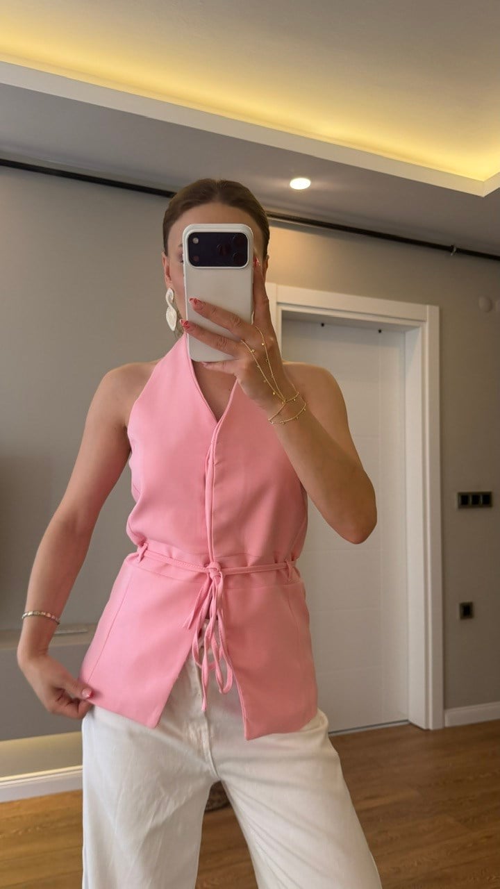 SIRT DEKOLTELİ BEL BAĞLAMALI YELEK PEMBE