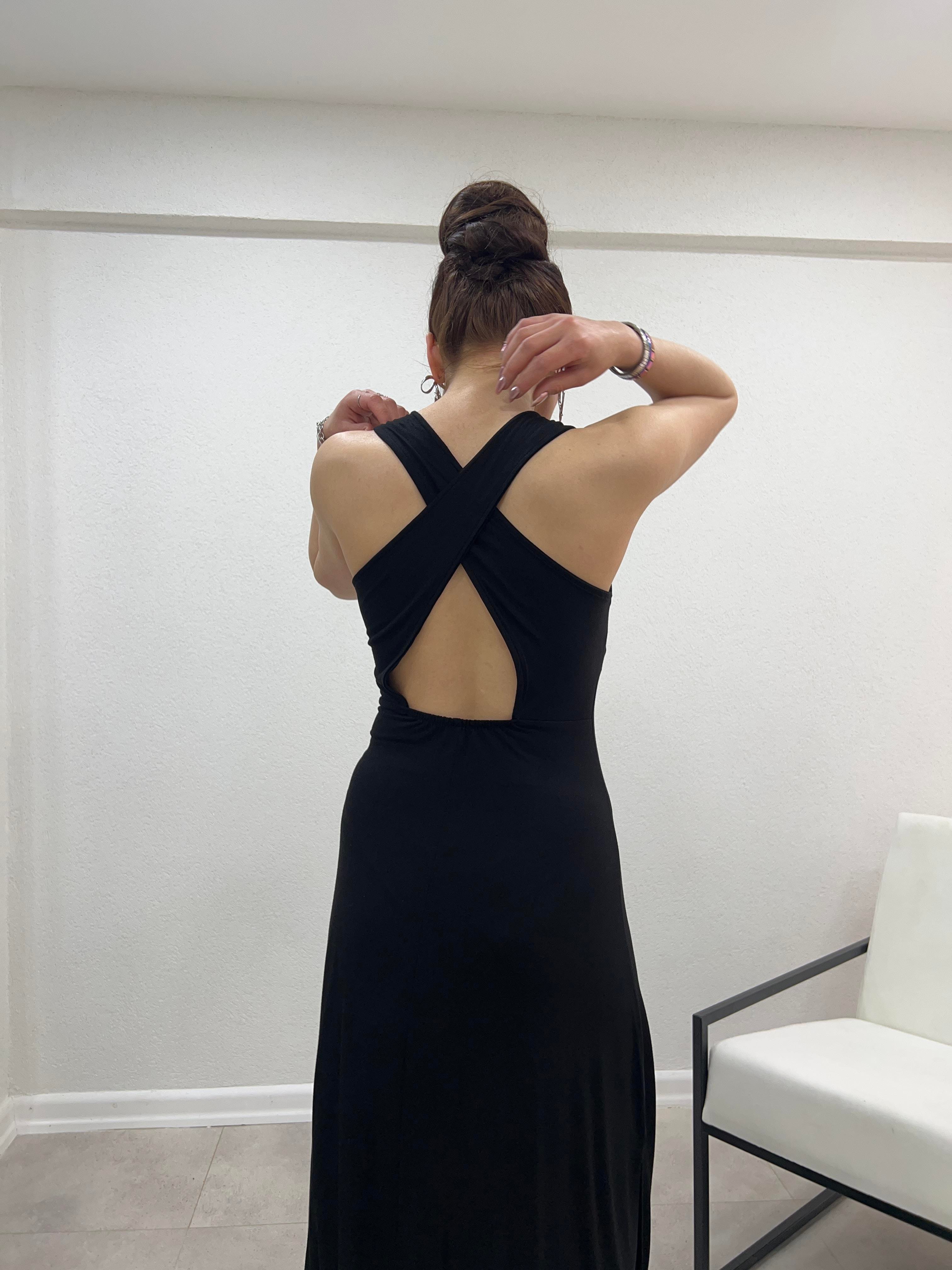 SIRT DEKOLTELİ ÇAPRAZ ELBİSE SİYAH