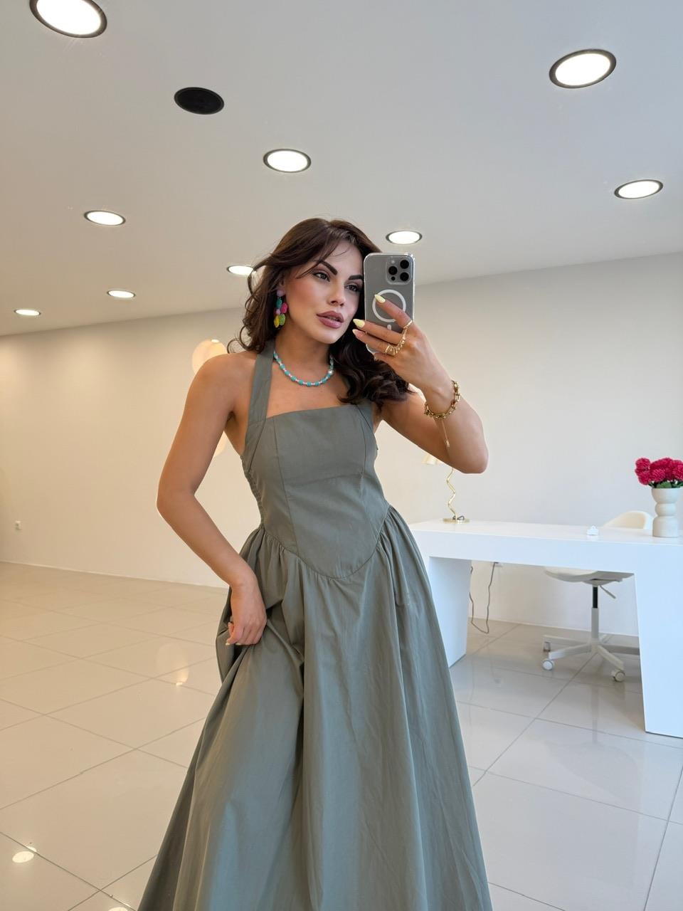 SIRT DEKOLTELİ POPLİN ELBİSE YEŞİL