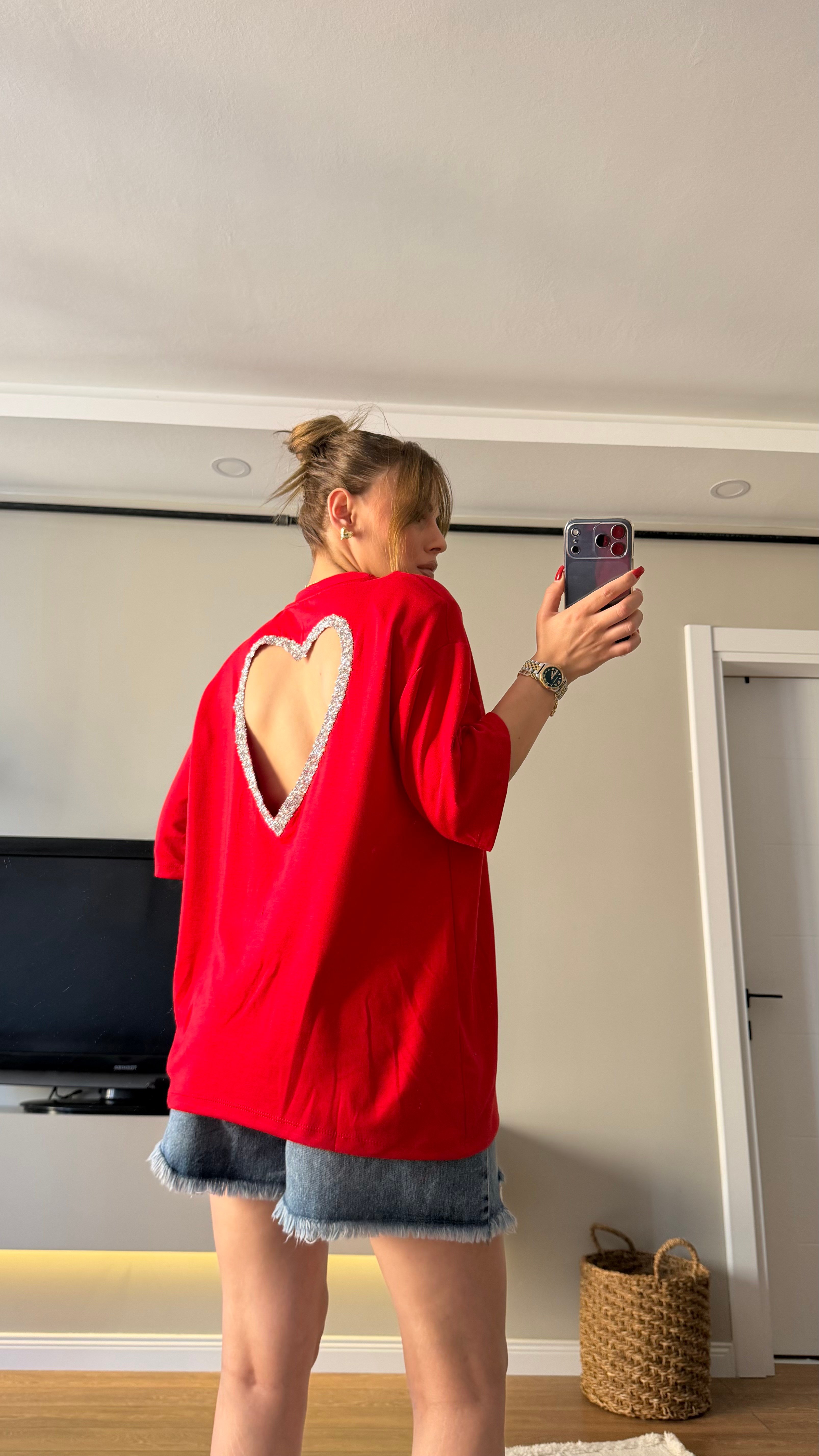 Sırt  Taş Kalp Nakışlı Vatkalı Tshirt Kırmızı