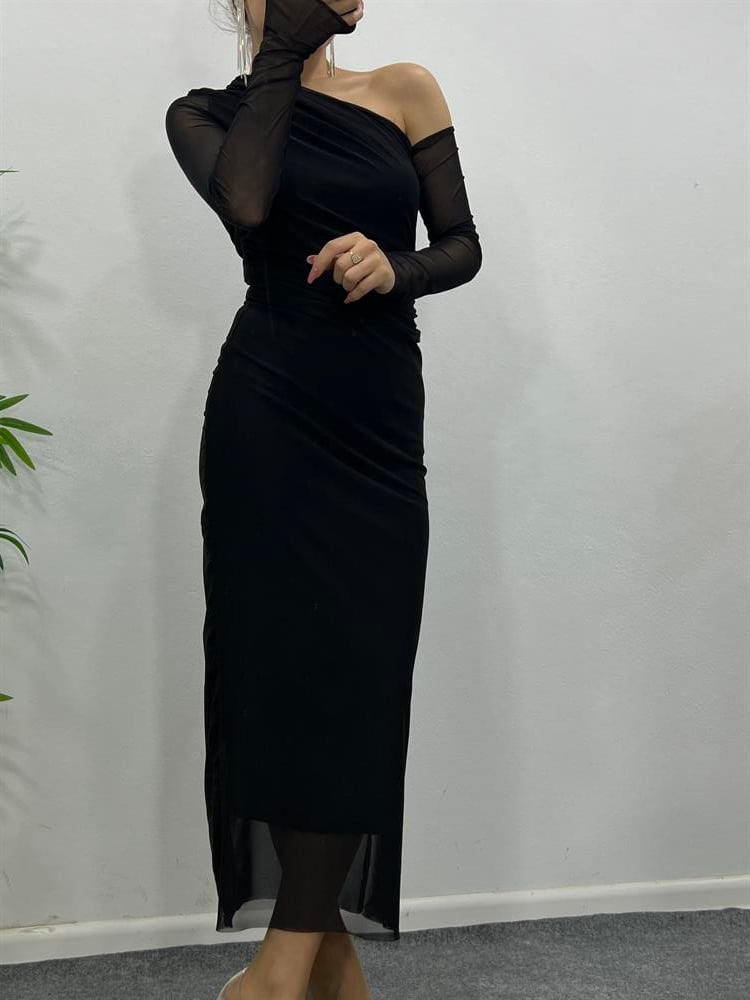 SİYAH TEK OMUZ DRAPELİ ELBİSE