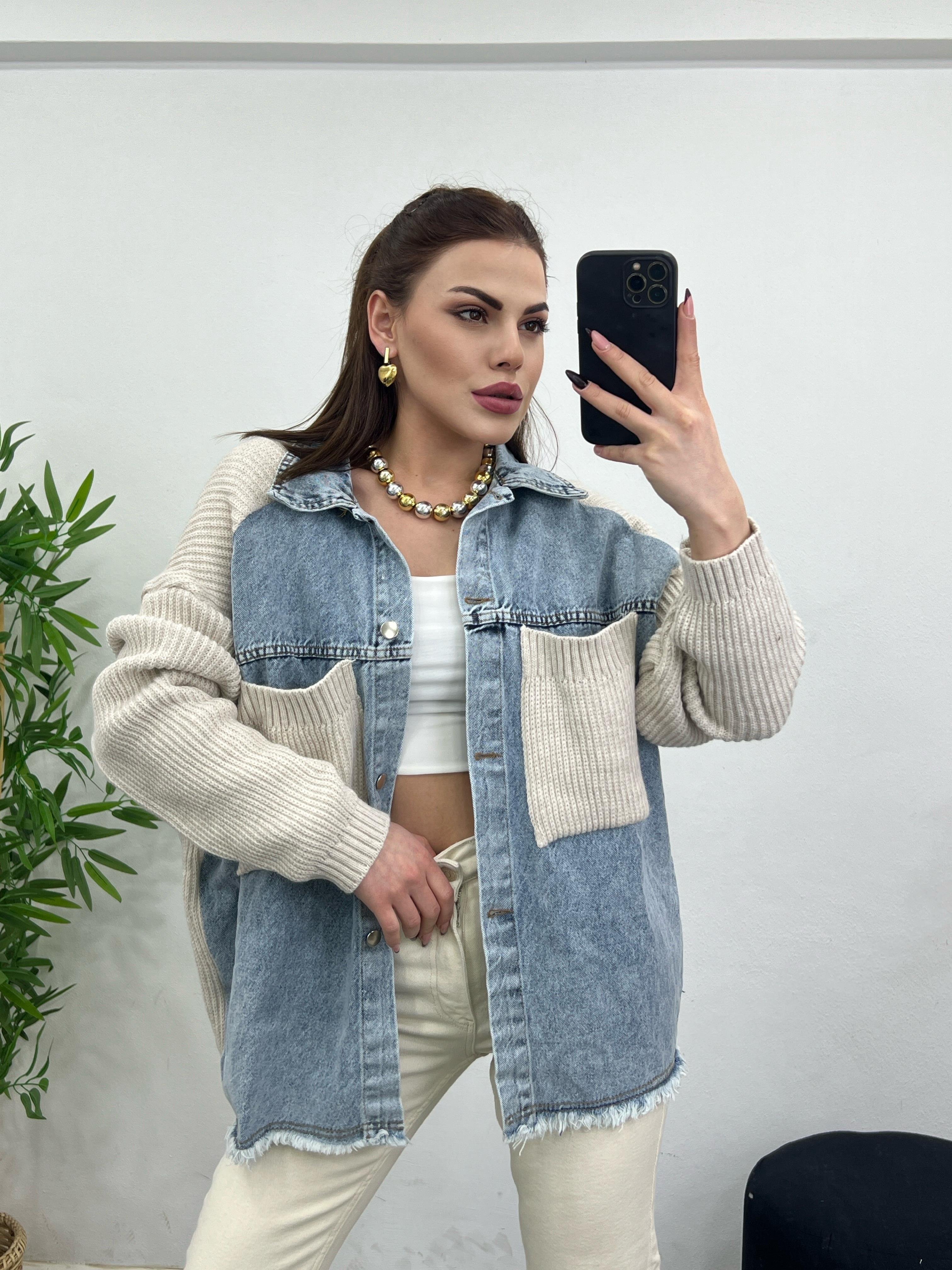 TAŞ RENK ÖRME CEPLİ PÜSKÜLLÜ JEAN HIRKA