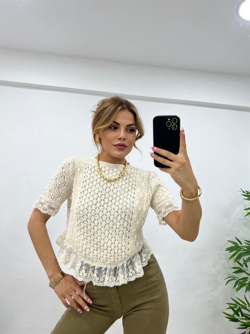 TASARIM DANTELLİ MERSERİZE EKRU