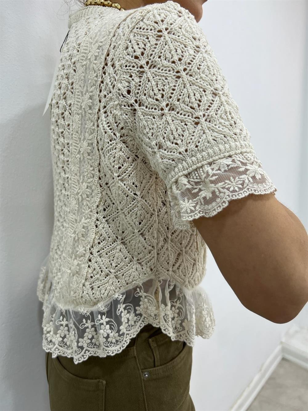 TASARIM DANTELLİ MERSERİZE EKRU