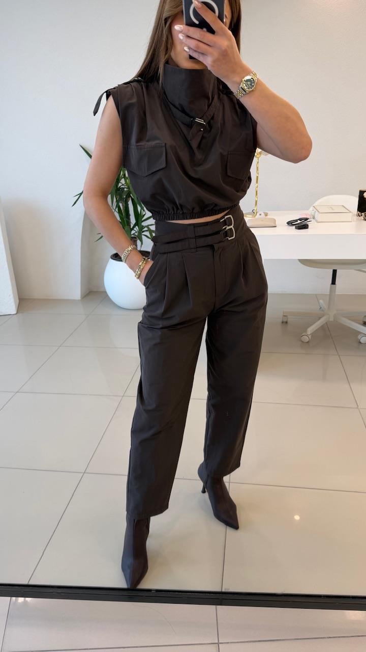 TASARIM İKİLİ DEGAJE YAKA TAKIM 