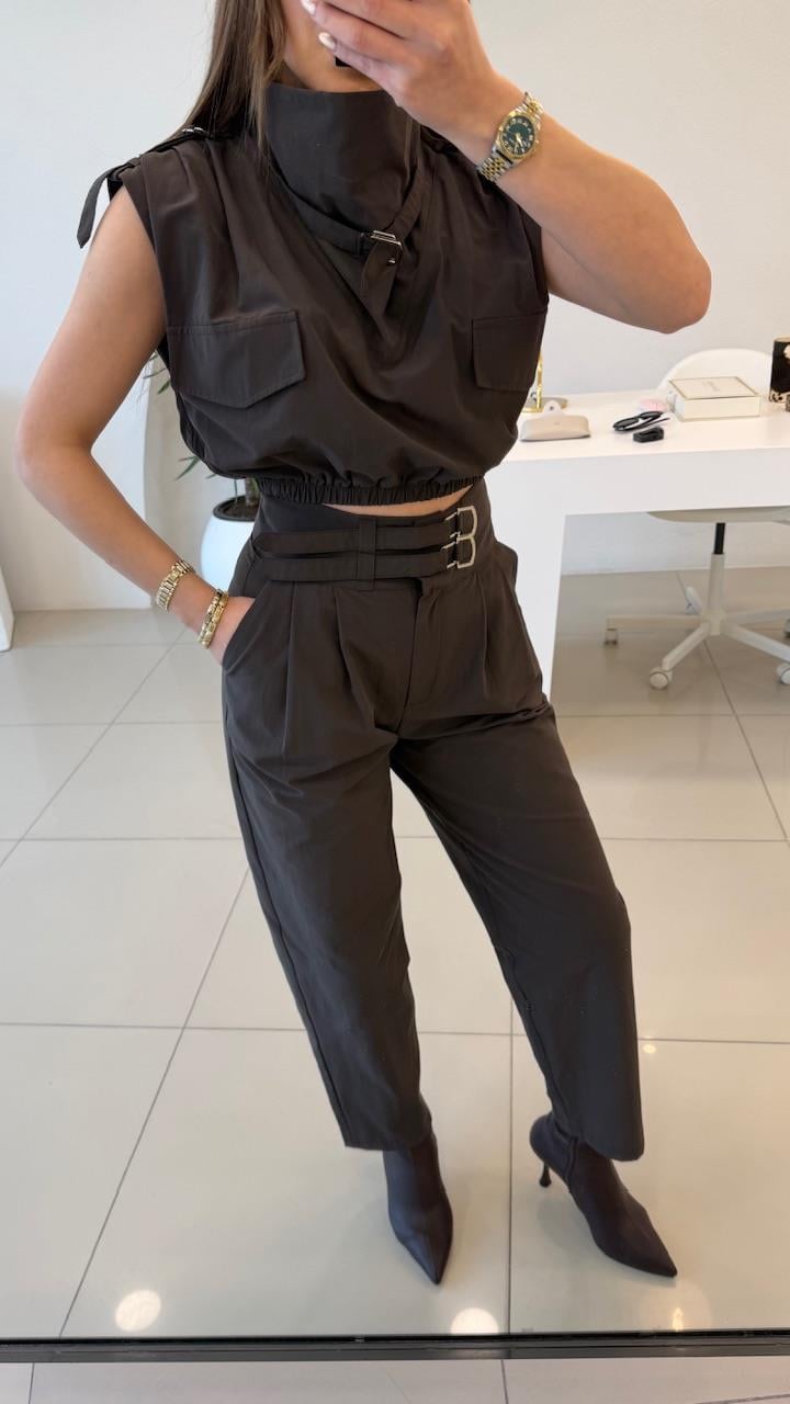TASARIM İKİLİ DEGAJE YAKA TAKIM 