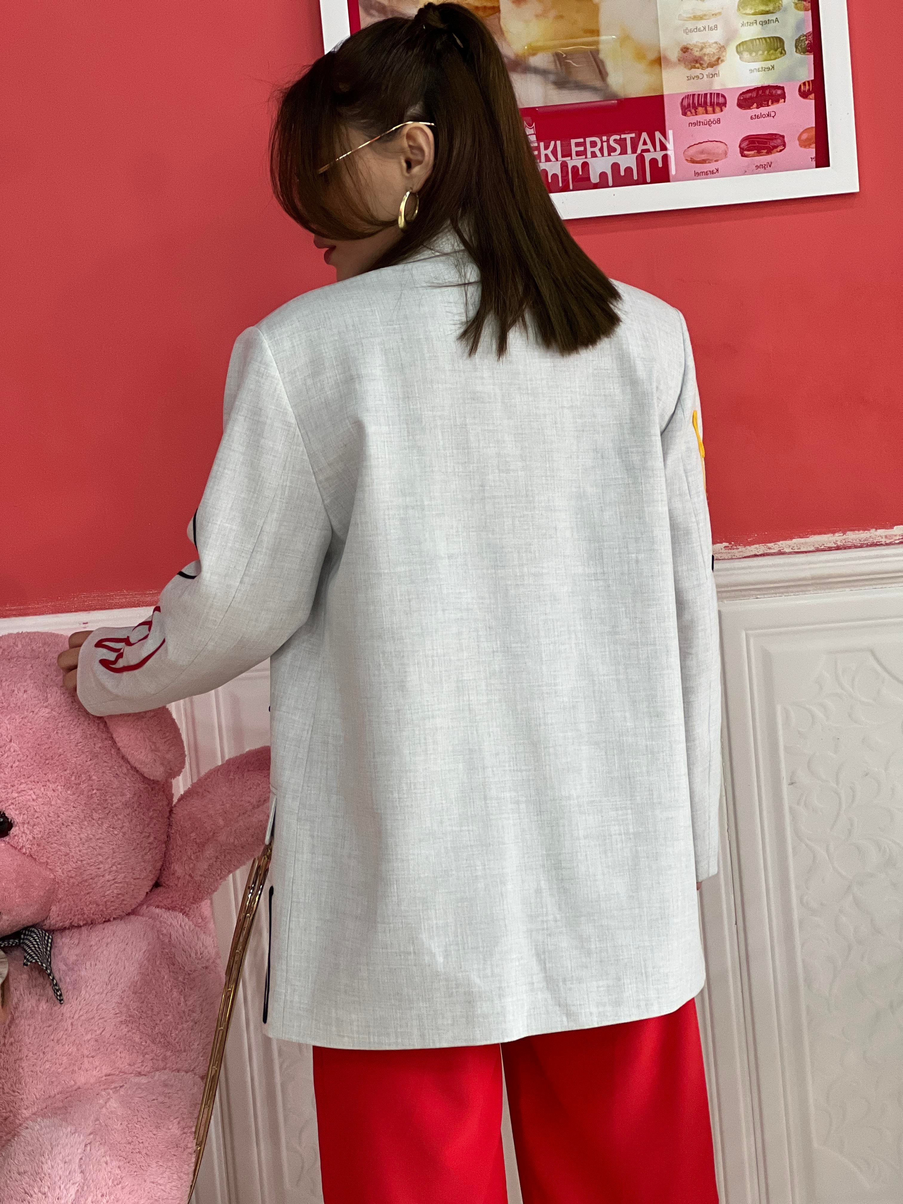 TASARIM İŞLEMELİ BLEAZER CEKET