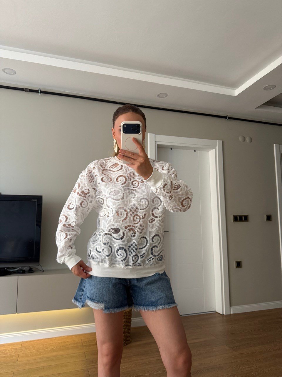 Tasarım Nakış İşlemeli Sweatshırt