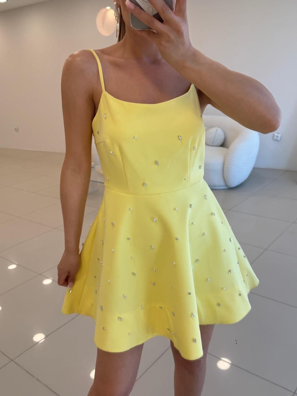 TAŞLI İP ASKILI ELBİSE SARI