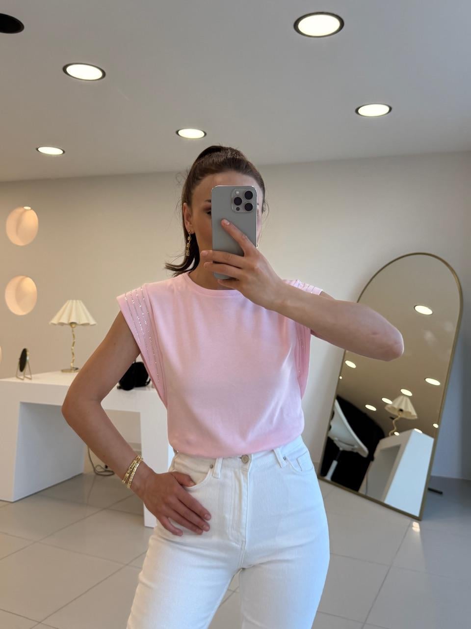 TAŞLI KOLSUZ TSHIRT PEMBE