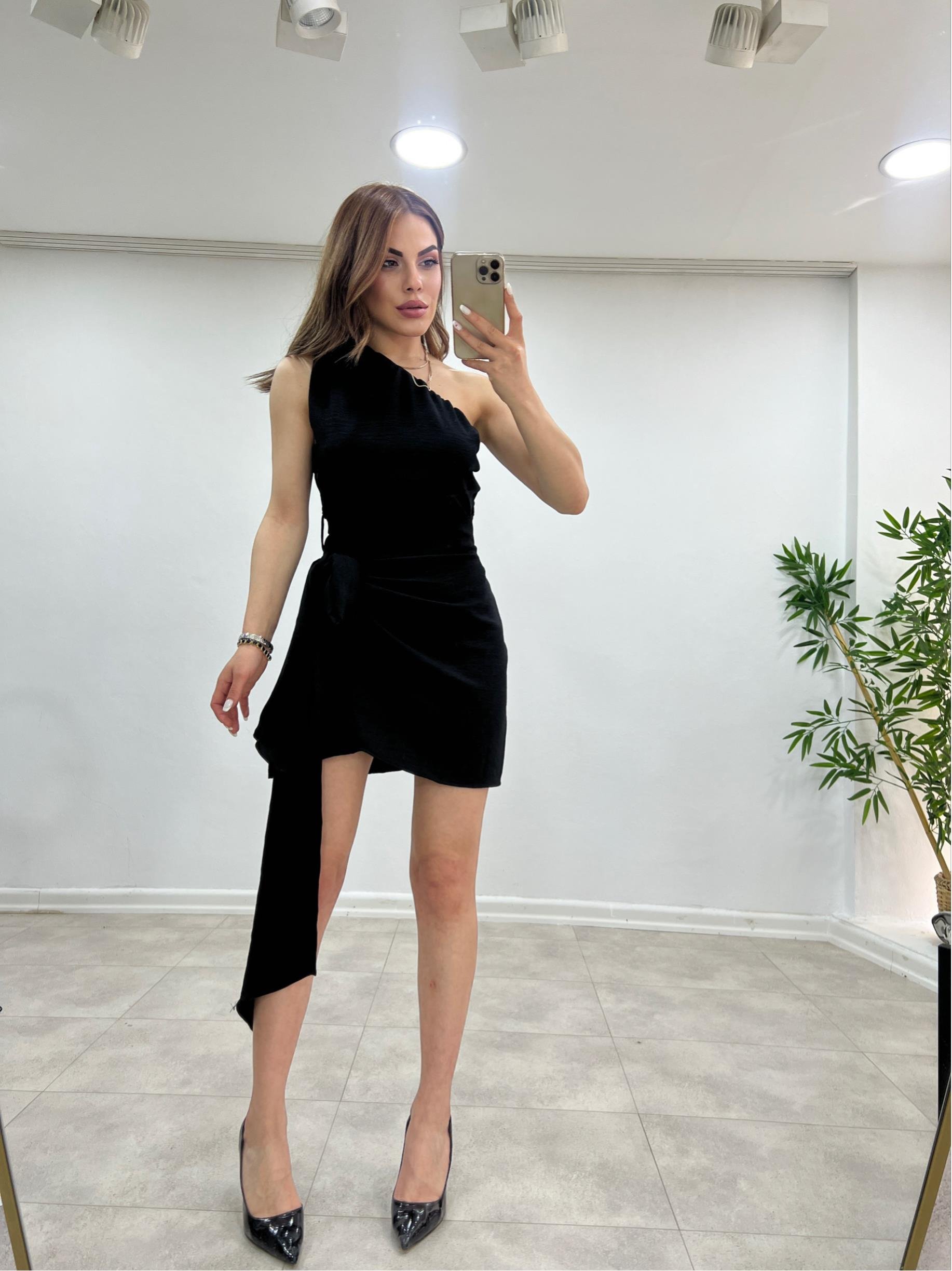 TEK OMUZ SİYAH KETEN ELBİSE 