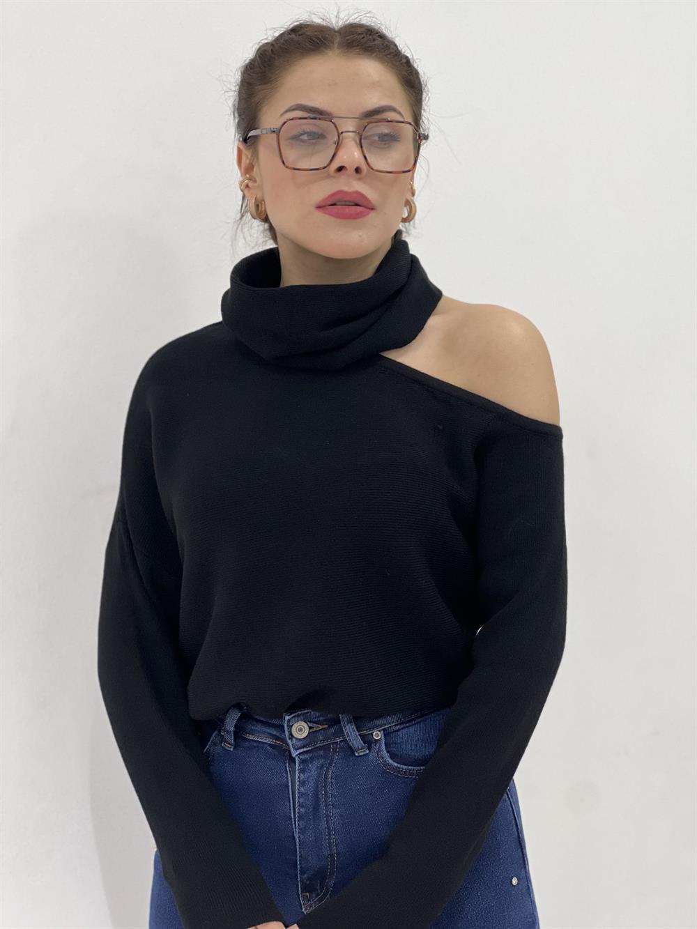 TEK OMUZ SİYAH TRİKO