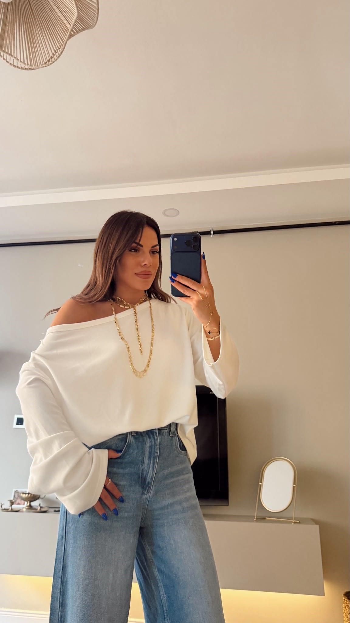Uzun Kol Kayık Yaka Oversize Tshırt Beyaz