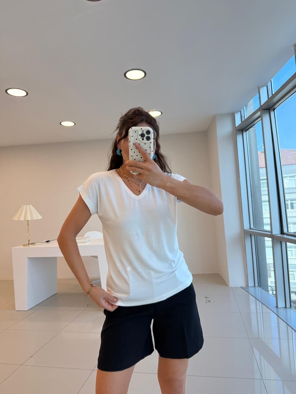 V YAKA %100 PAMUK BASİC TSHIRT KREM