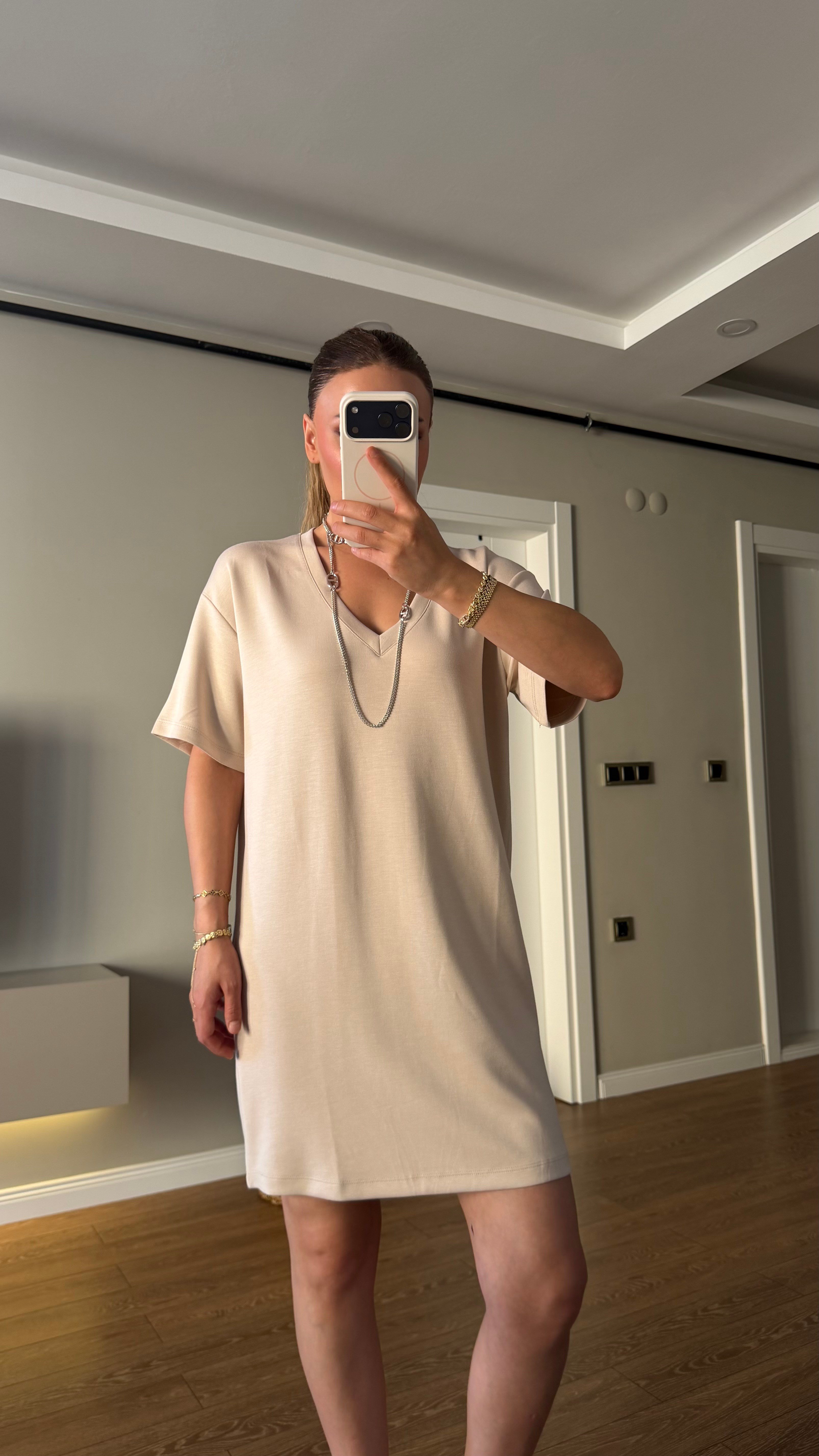 V Yaka Basic Kısa Elbise Taş